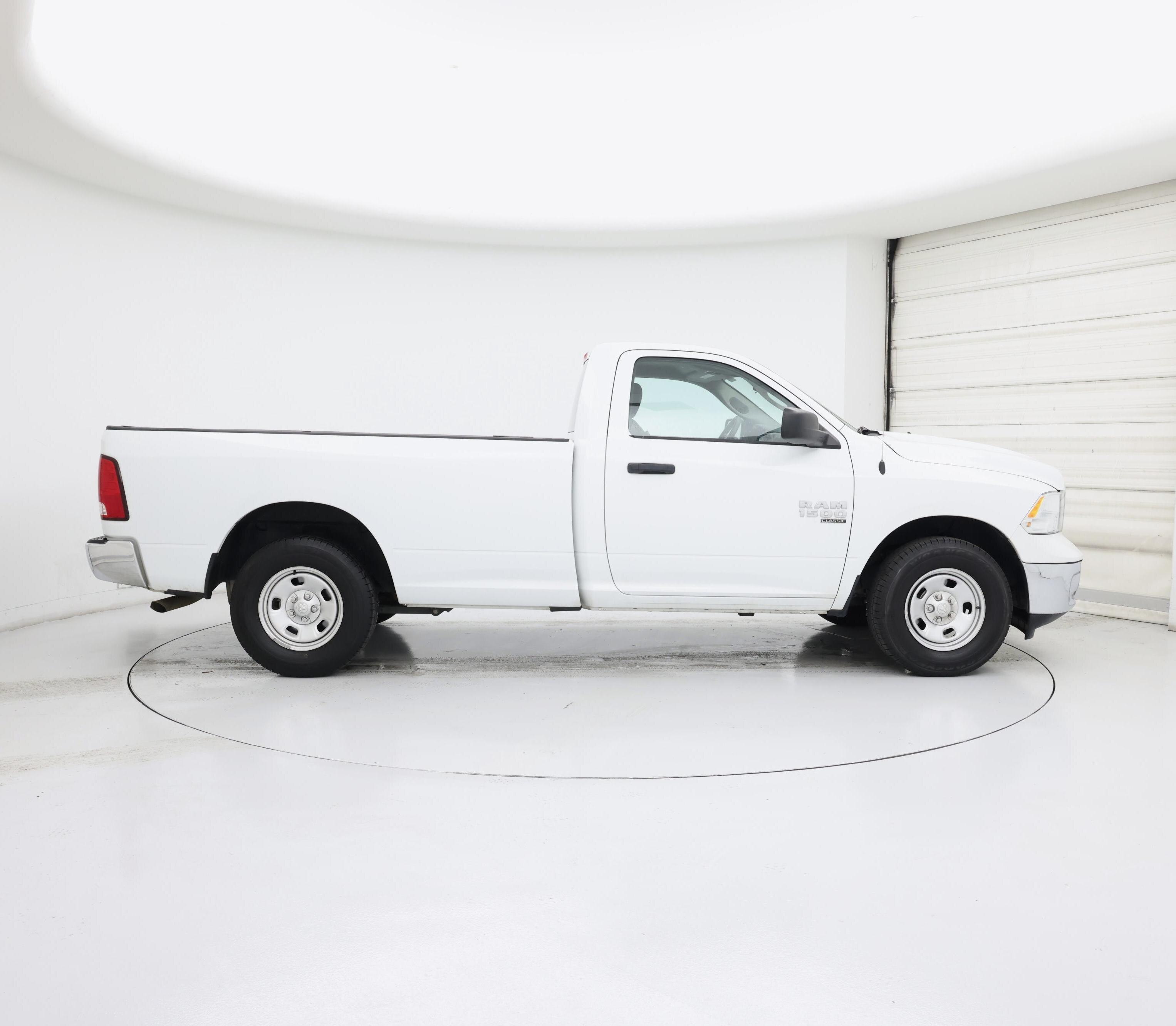 Thumbnail: 2023 RAM 1500 Classic - 7