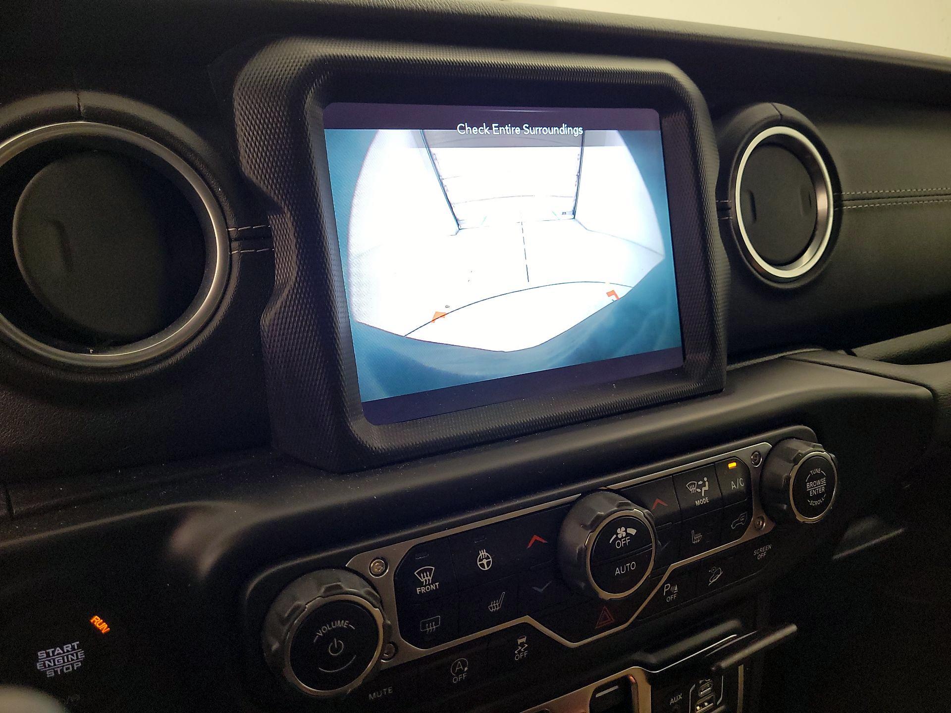 Thumbnail: 2020 Jeep Wrangler - 15