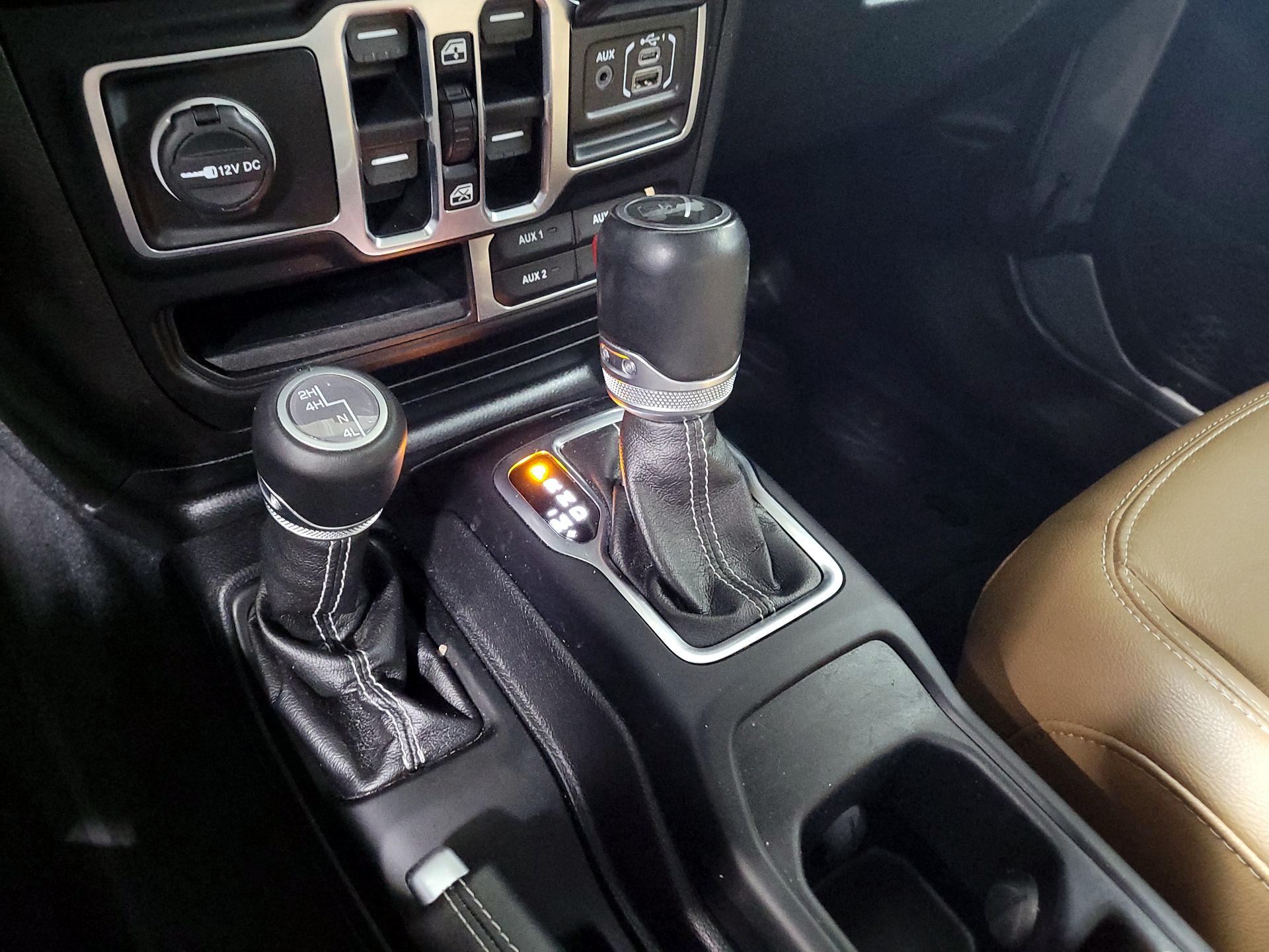 Thumbnail: 2020 Jeep Wrangler - 18