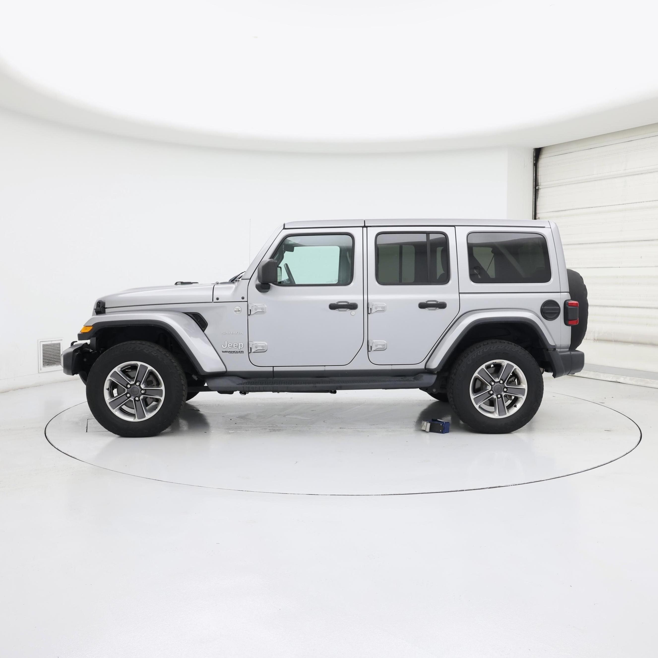 Thumbnail: 2020 Jeep Wrangler - 3