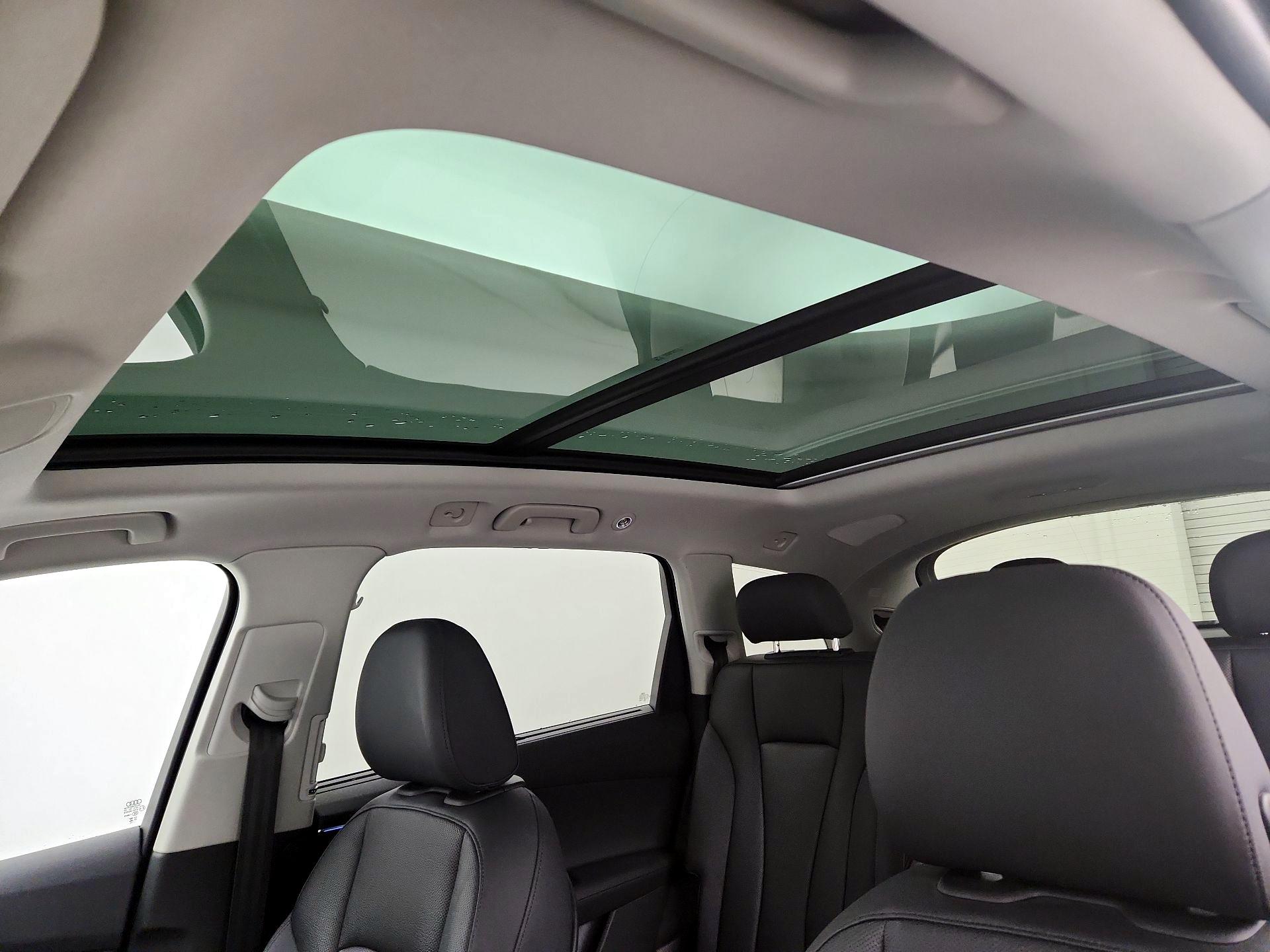 Thumbnail: 2023 Audi Q7 - 20