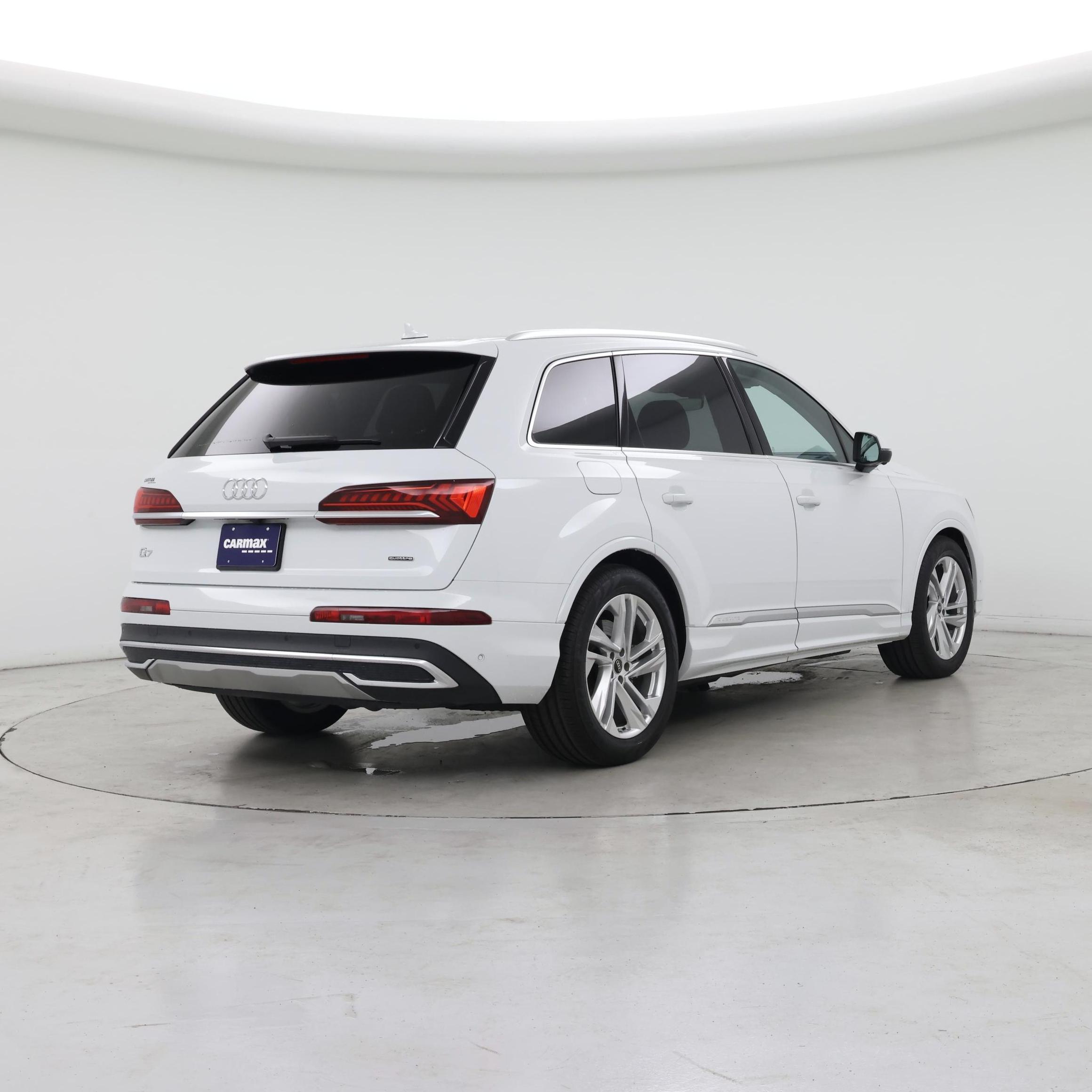 Thumbnail: 2023 Audi Q7 - 8