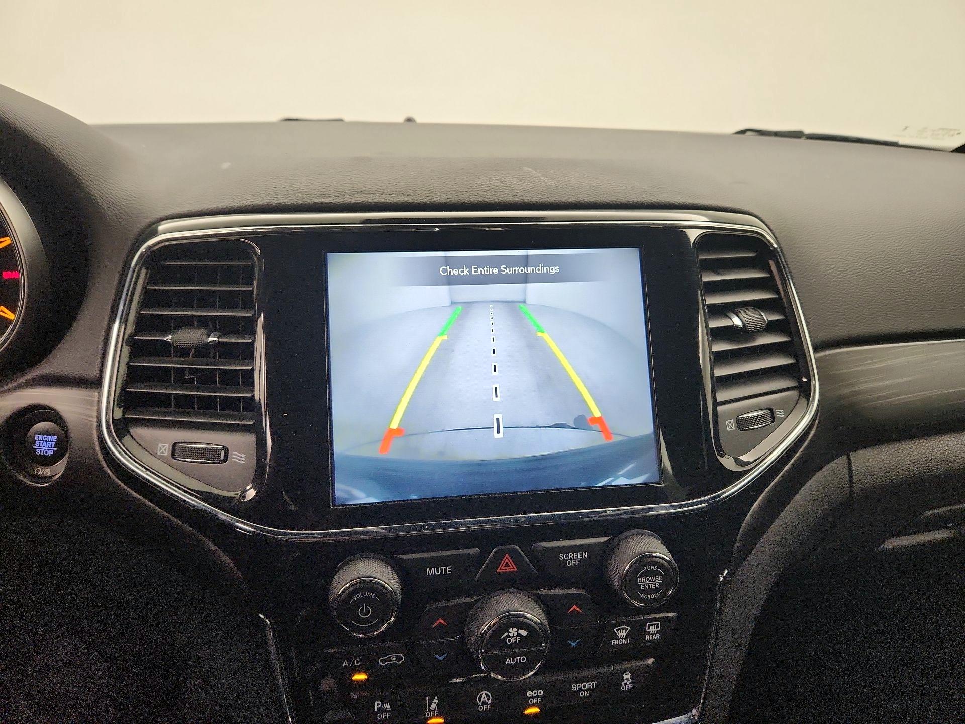 Thumbnail: 2021 Jeep Grand Cherokee - 15