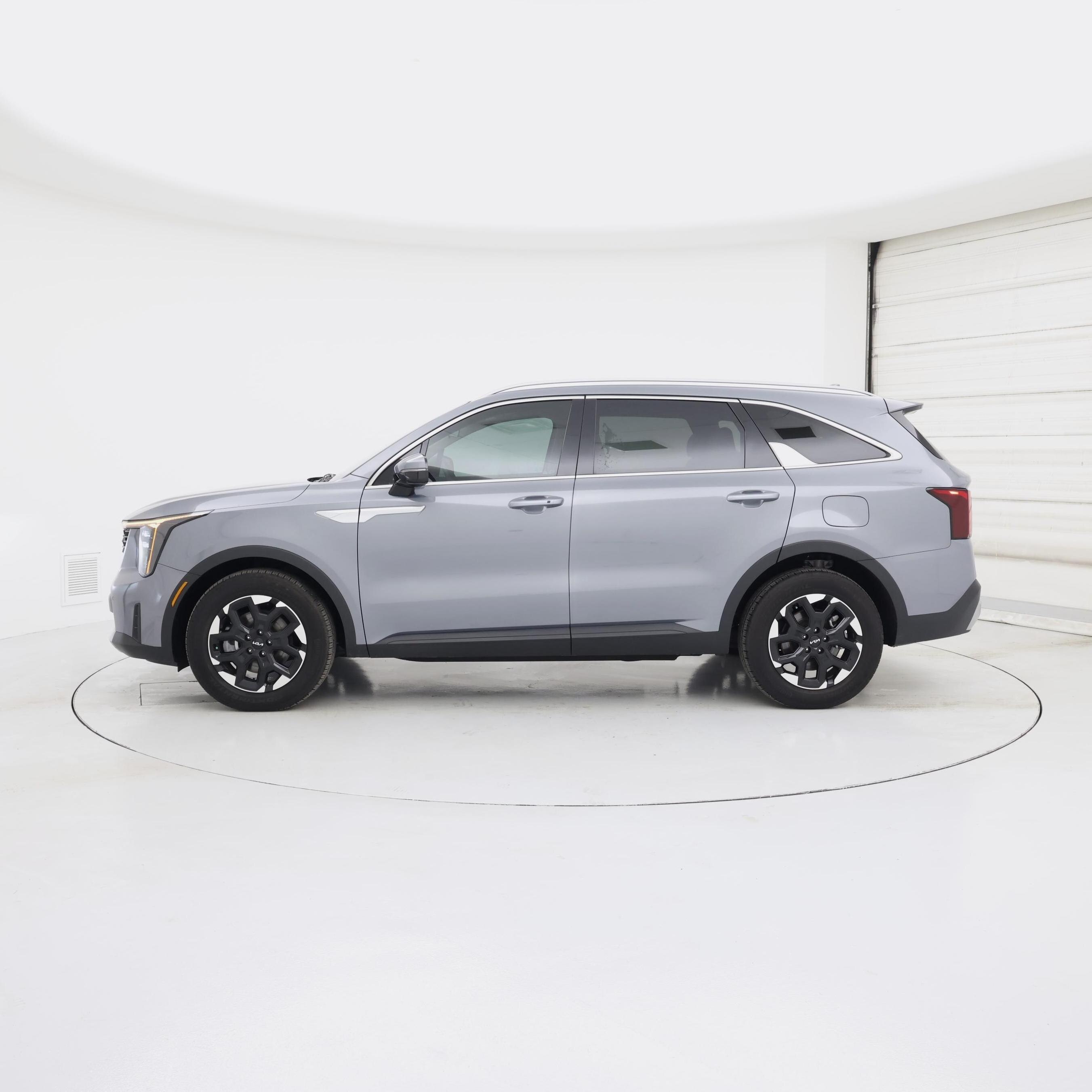 Thumbnail: 2025 Kia Sorento - 3