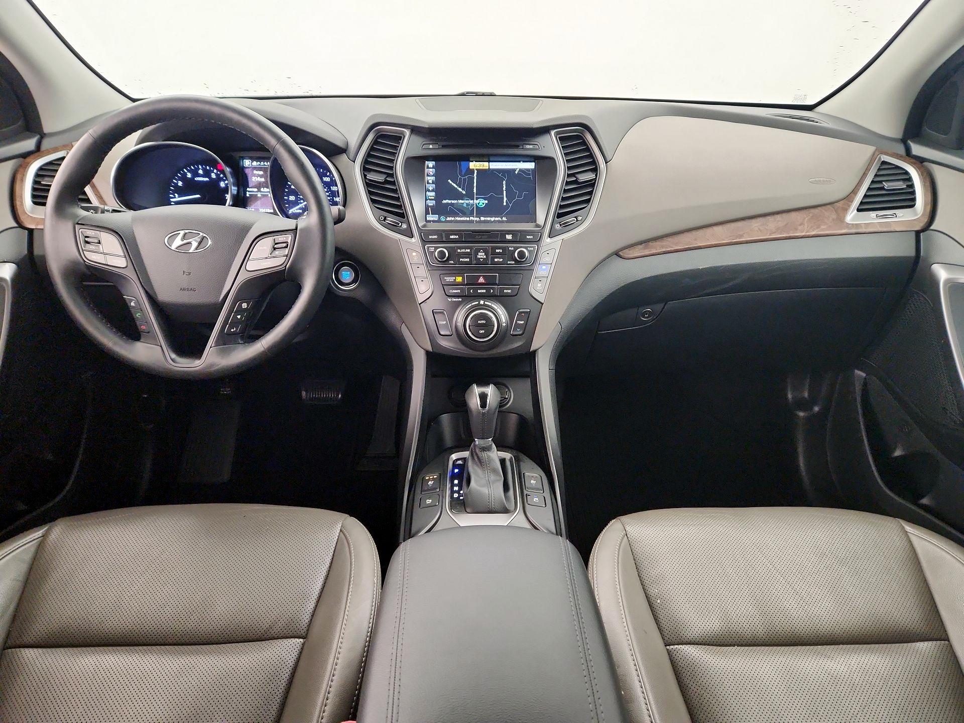 Thumbnail: 2017 Hyundai Santa Fe - 9