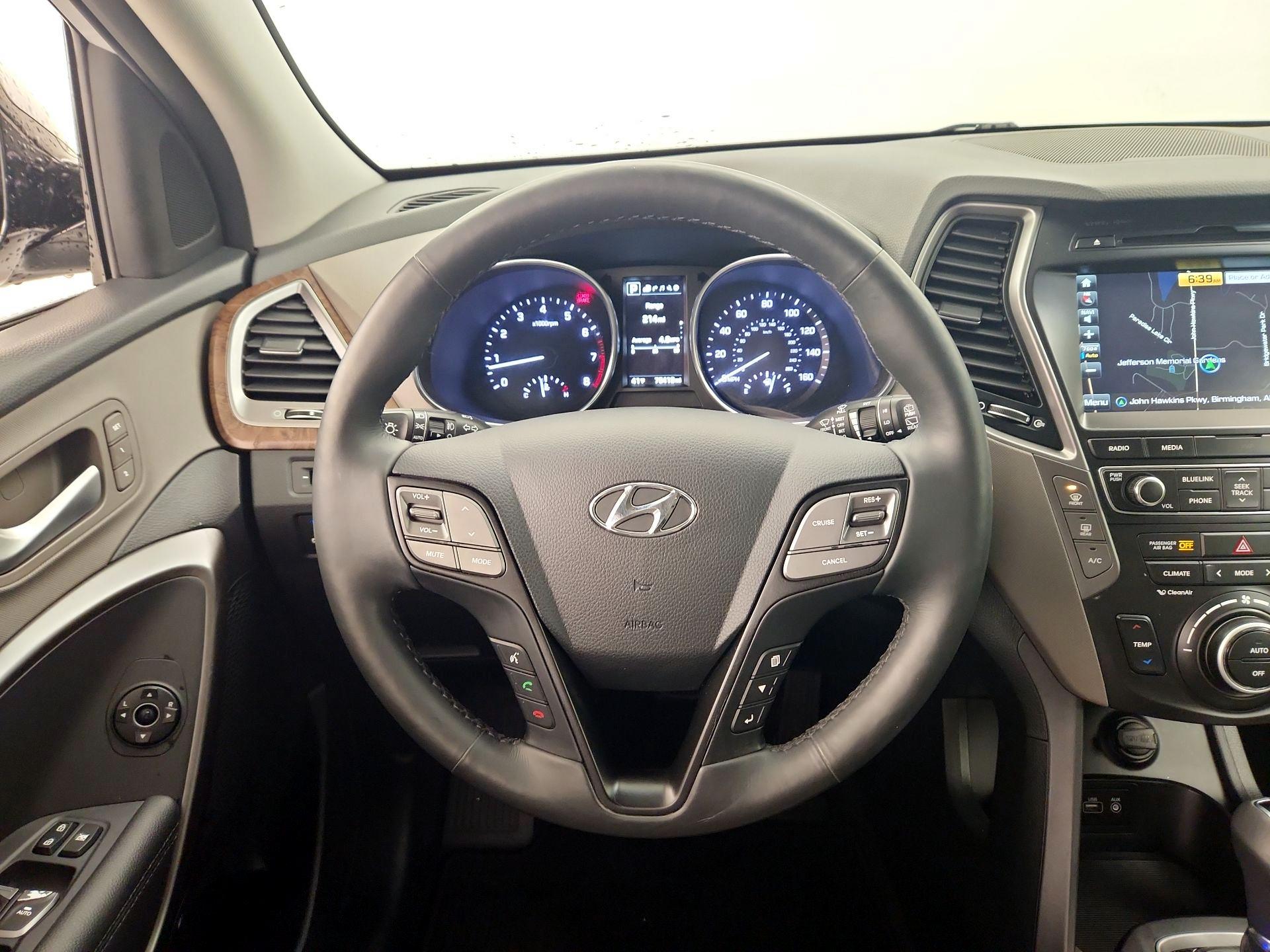 Thumbnail: 2017 Hyundai Santa Fe - 10