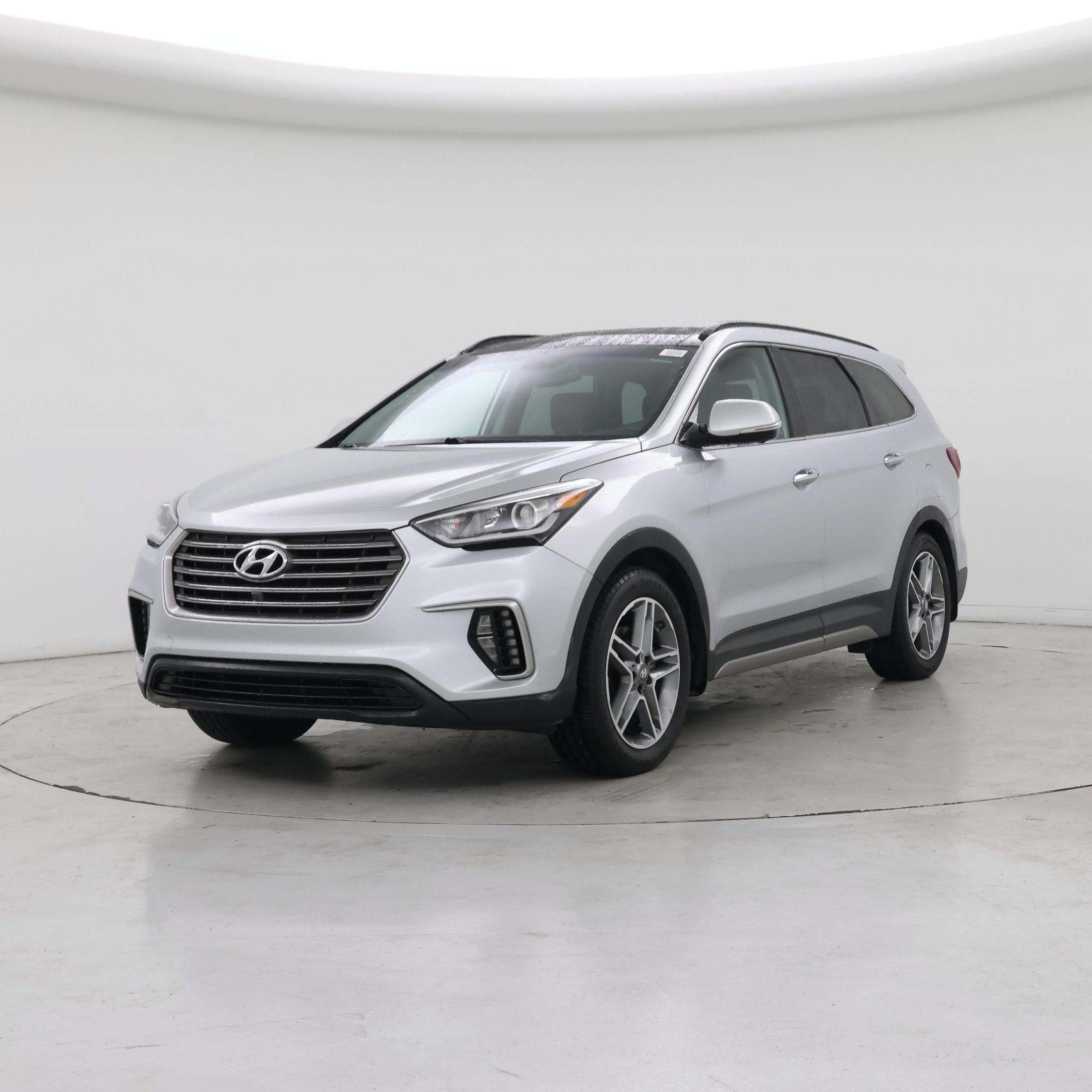 Thumbnail: 2017 Hyundai Santa Fe - 4