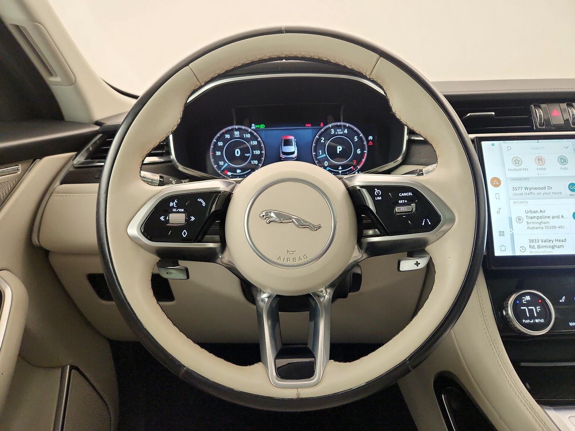 Thumbnail: 2021 Jaguar F-Pace - 10