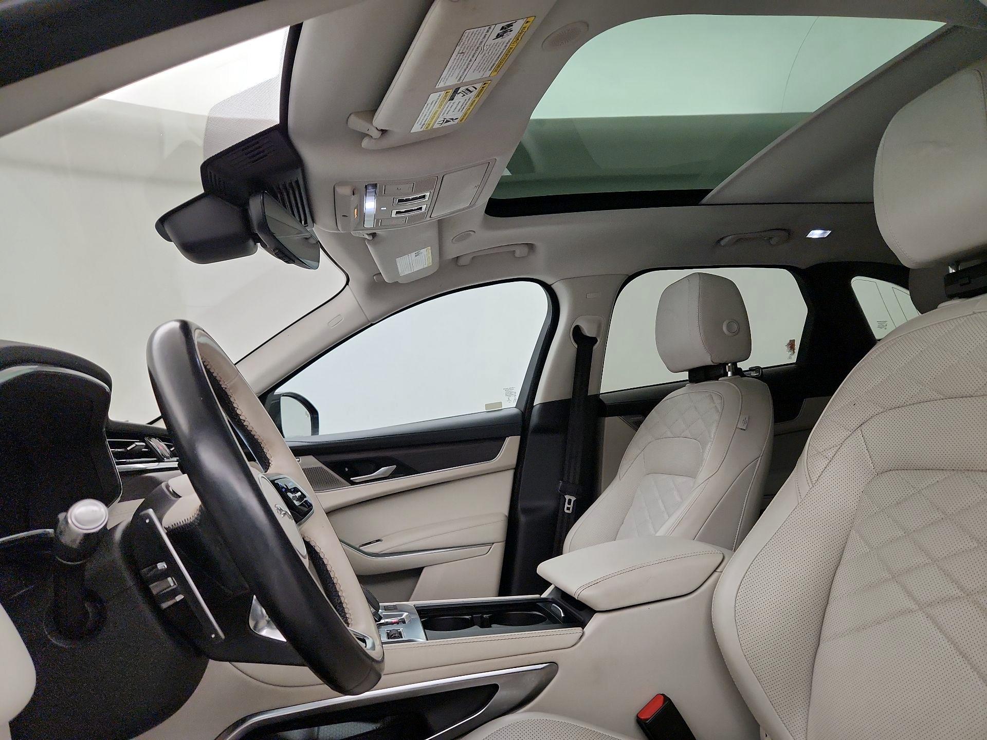 Thumbnail: 2021 Jaguar F-Pace - 20