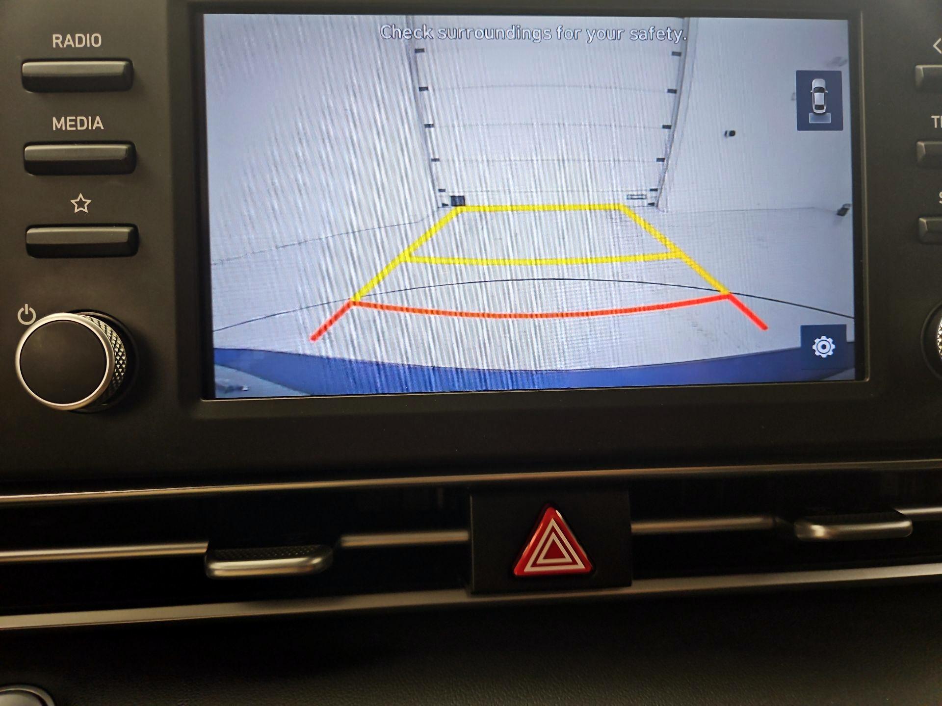 Thumbnail: 2021 Hyundai Elantra - 14