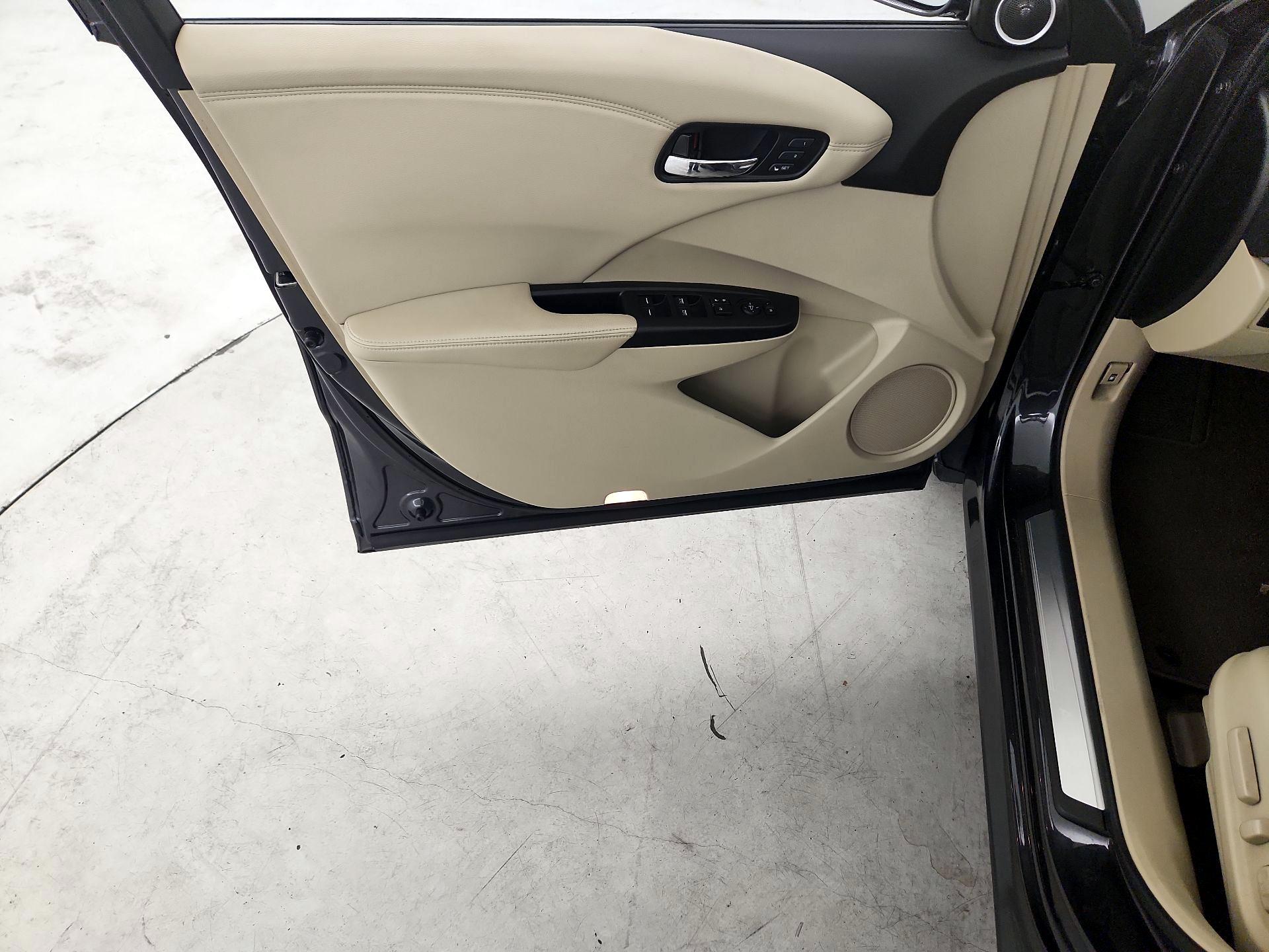 Thumbnail: 2015 Acura RDX - 12