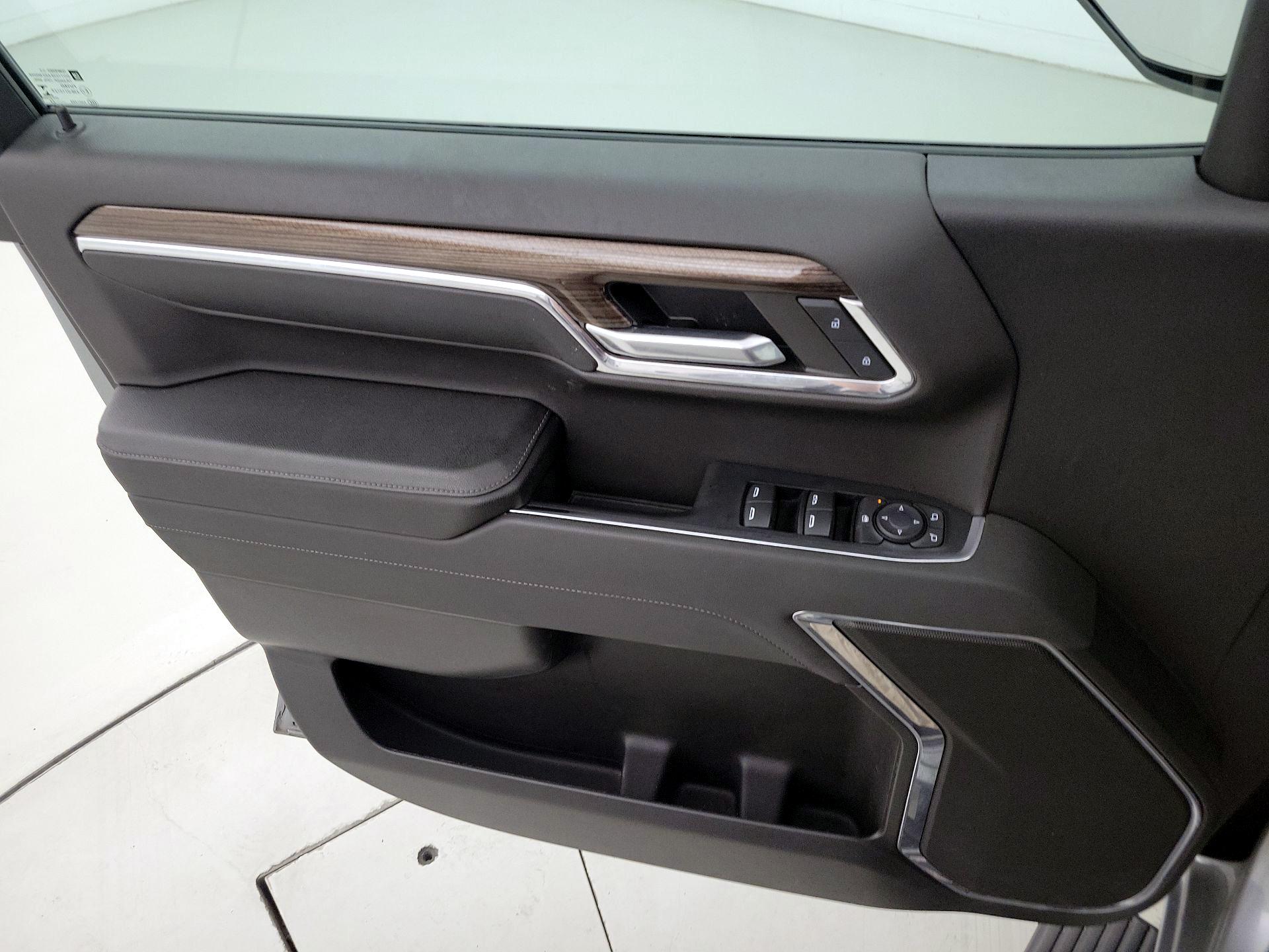 Thumbnail: 2023 Chevrolet Silverado 1500 - 12