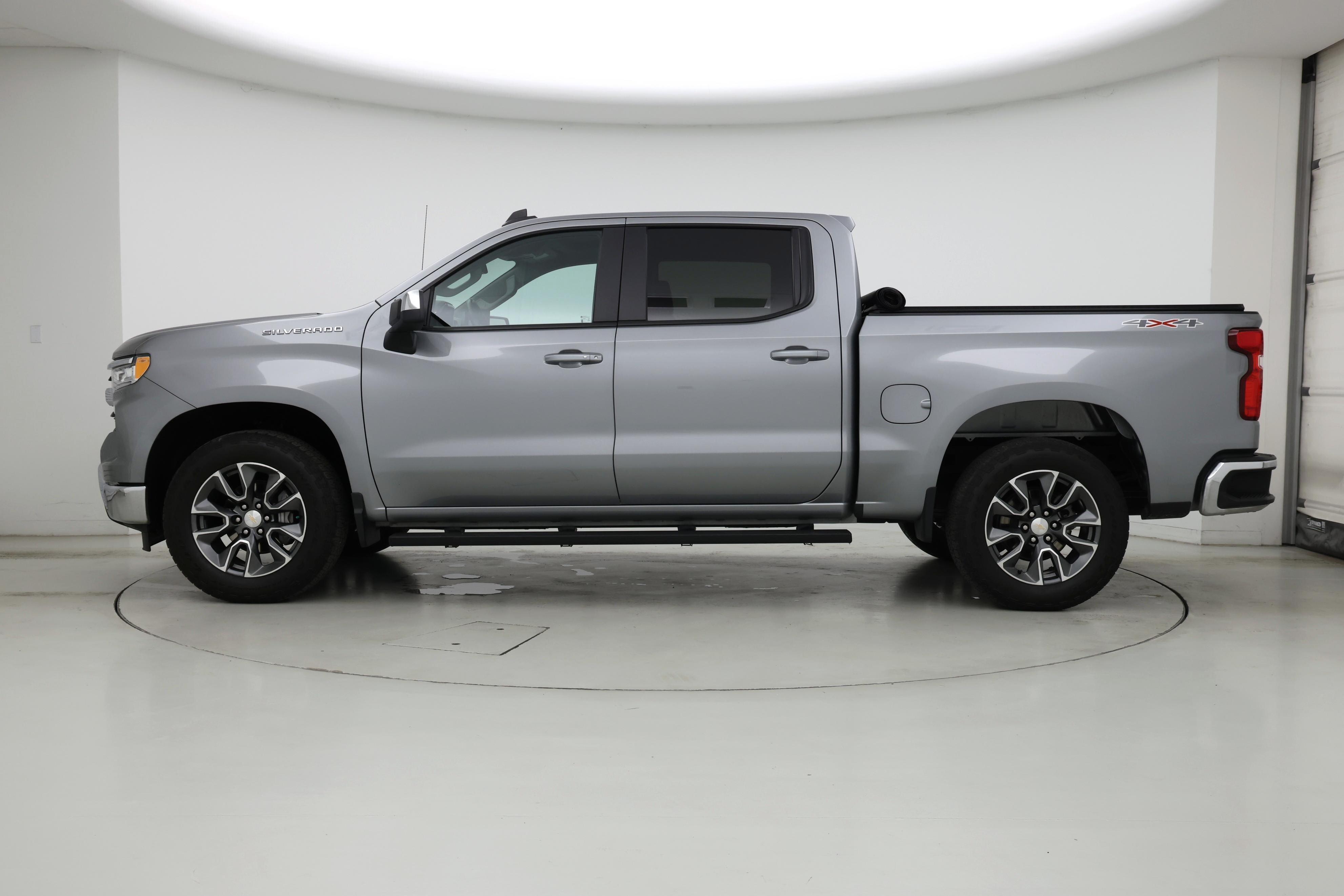 Thumbnail: 2023 Chevrolet Silverado 1500 - 3