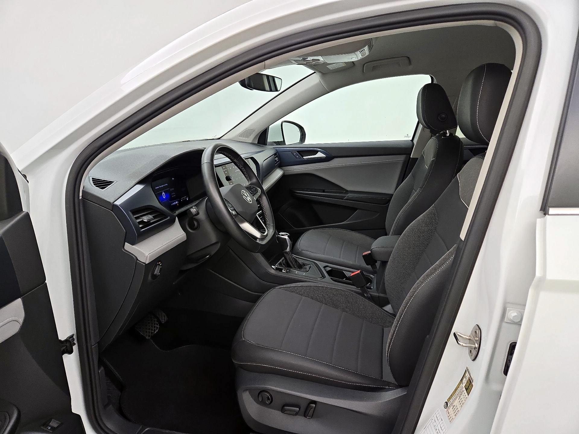 Thumbnail: 2024 Volkswagen Taos - 11