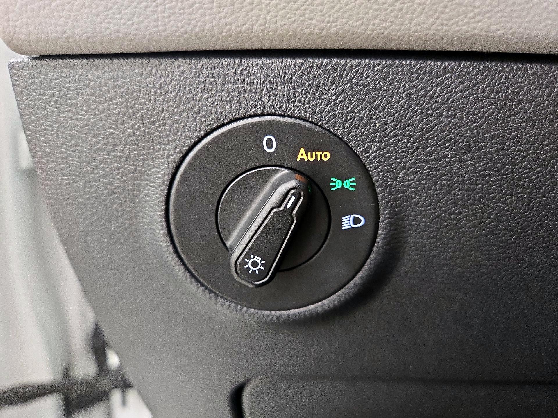 Thumbnail: 2024 Volkswagen Taos - 13