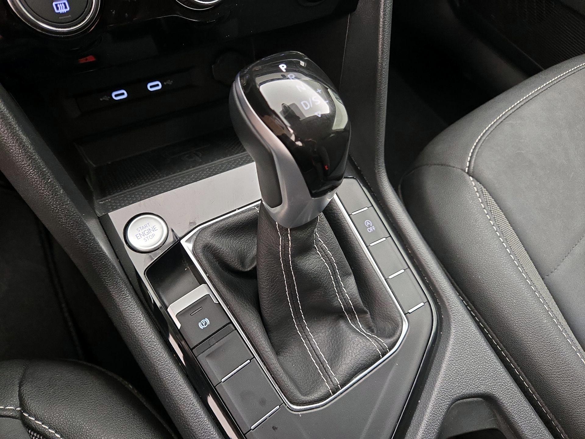 Thumbnail: 2024 Volkswagen Taos - 17