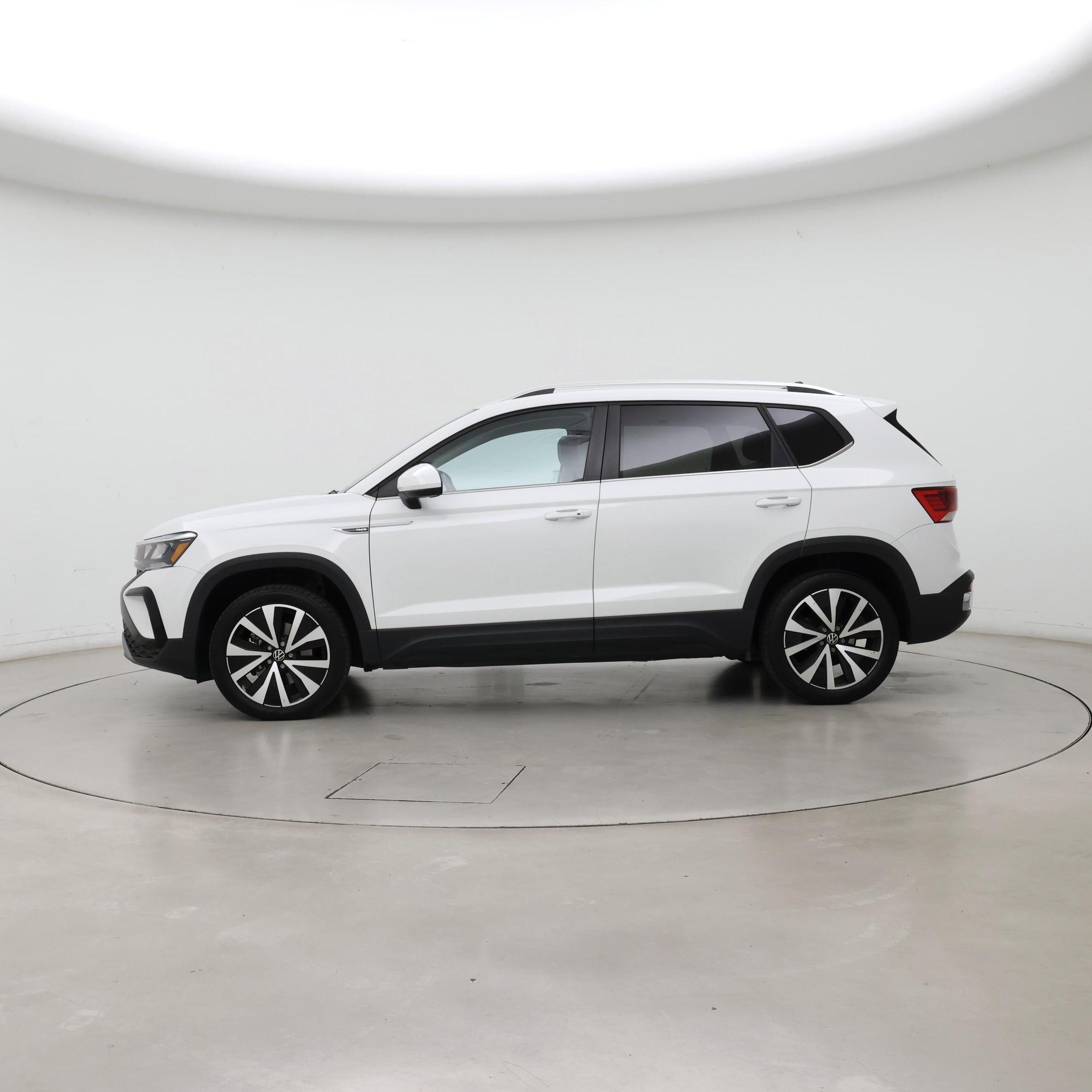 Thumbnail: 2024 Volkswagen Taos - 3