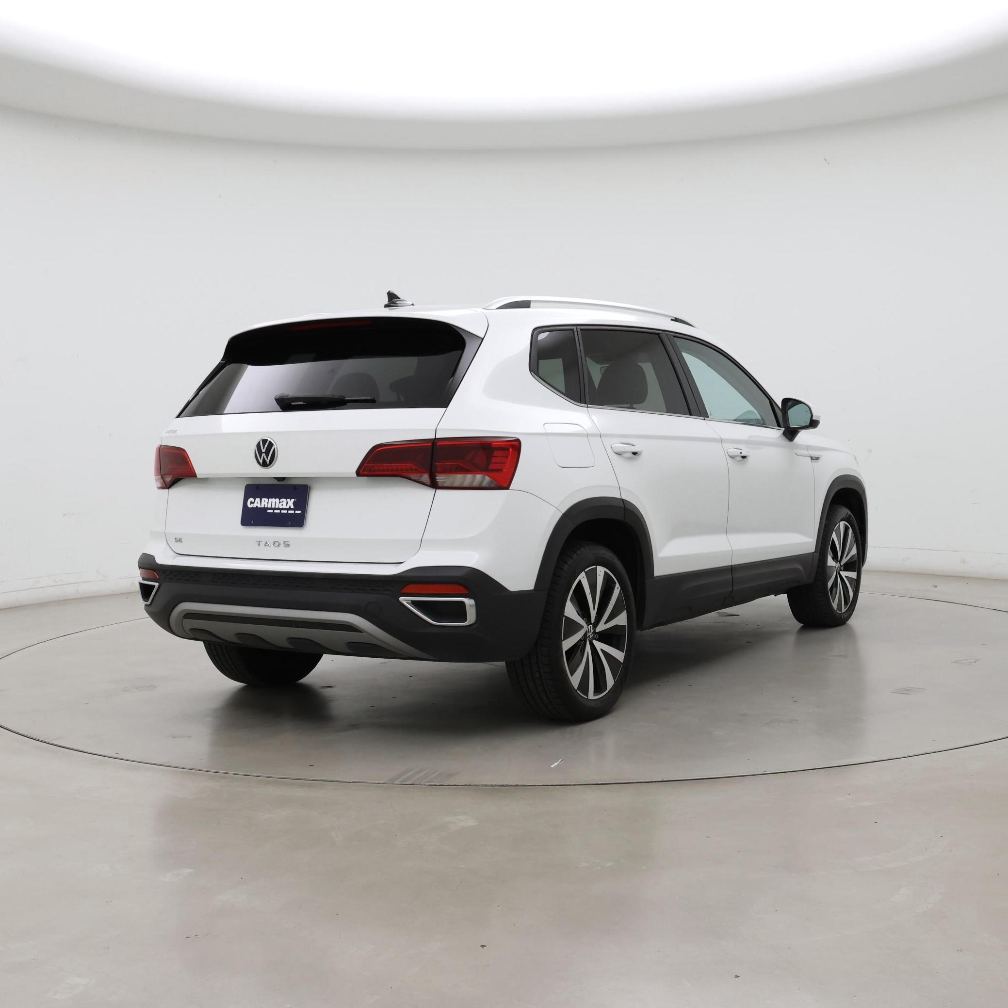 Thumbnail: 2024 Volkswagen Taos - 8