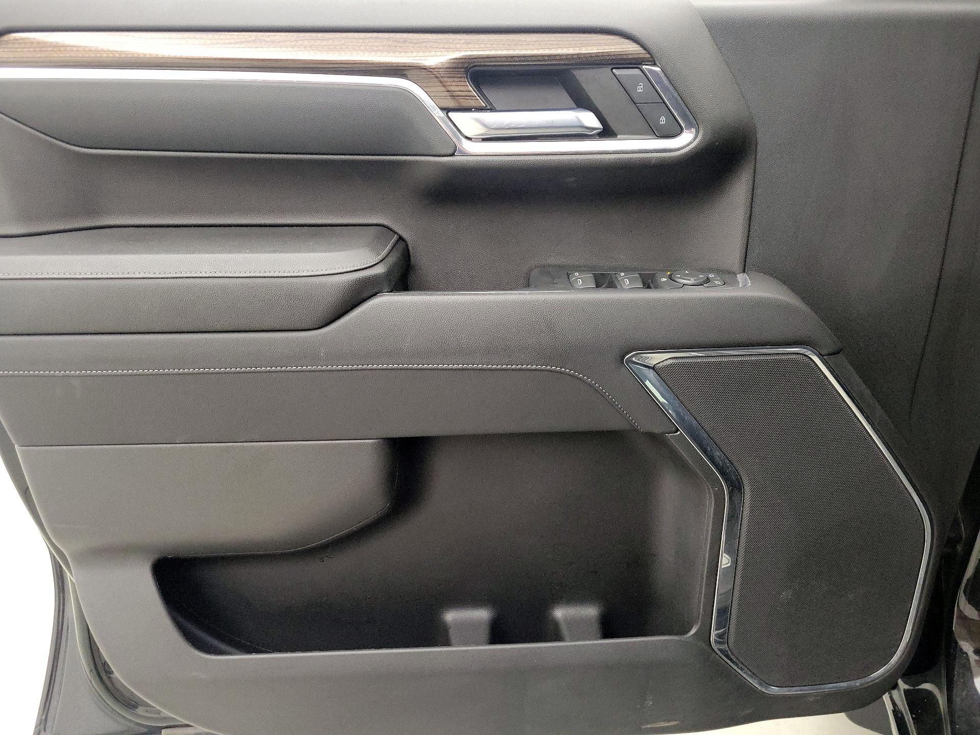 Thumbnail: 2023 Chevrolet Silverado 1500 - 12