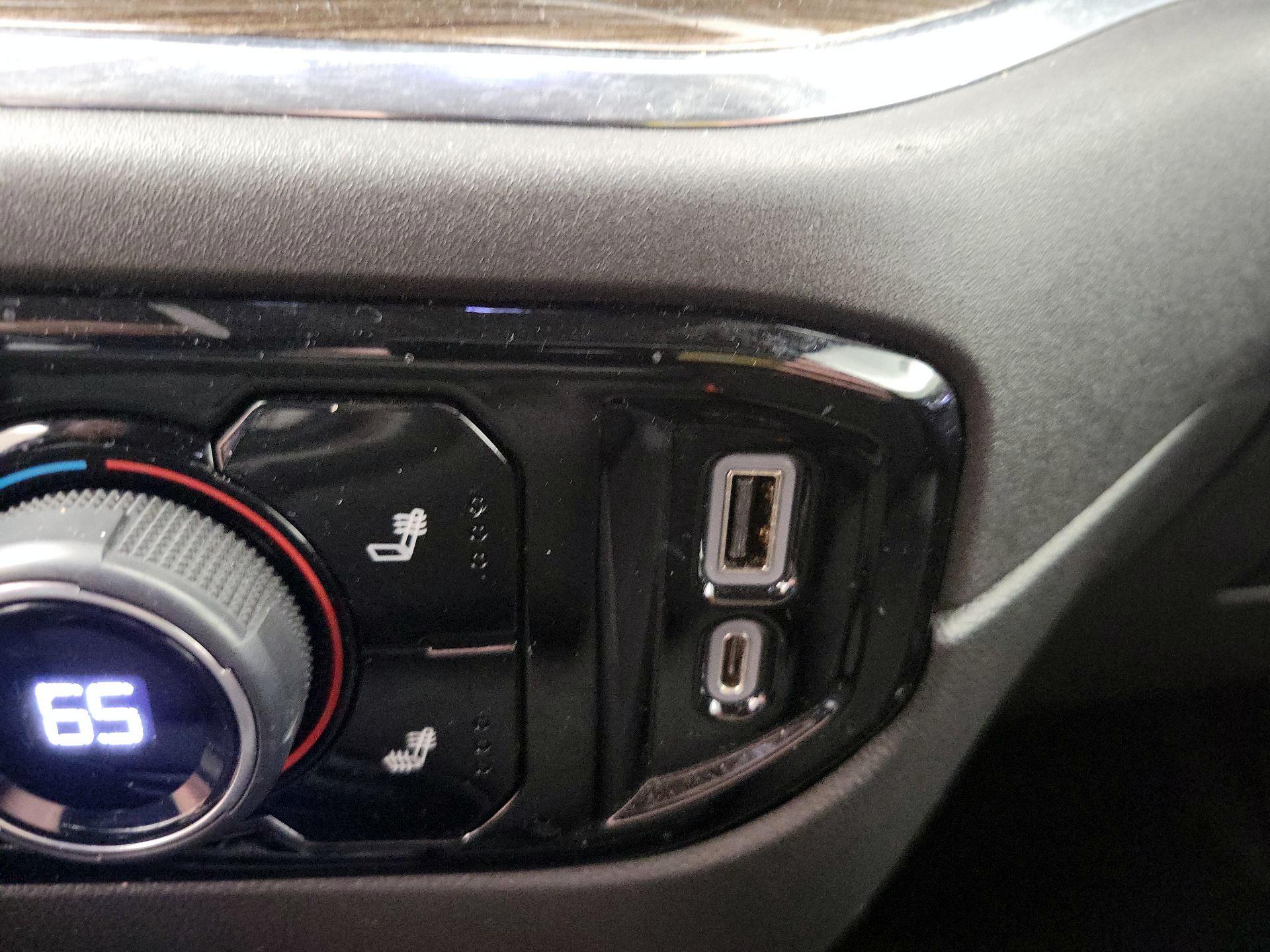 Thumbnail: 2023 Chevrolet Silverado 1500 - 18