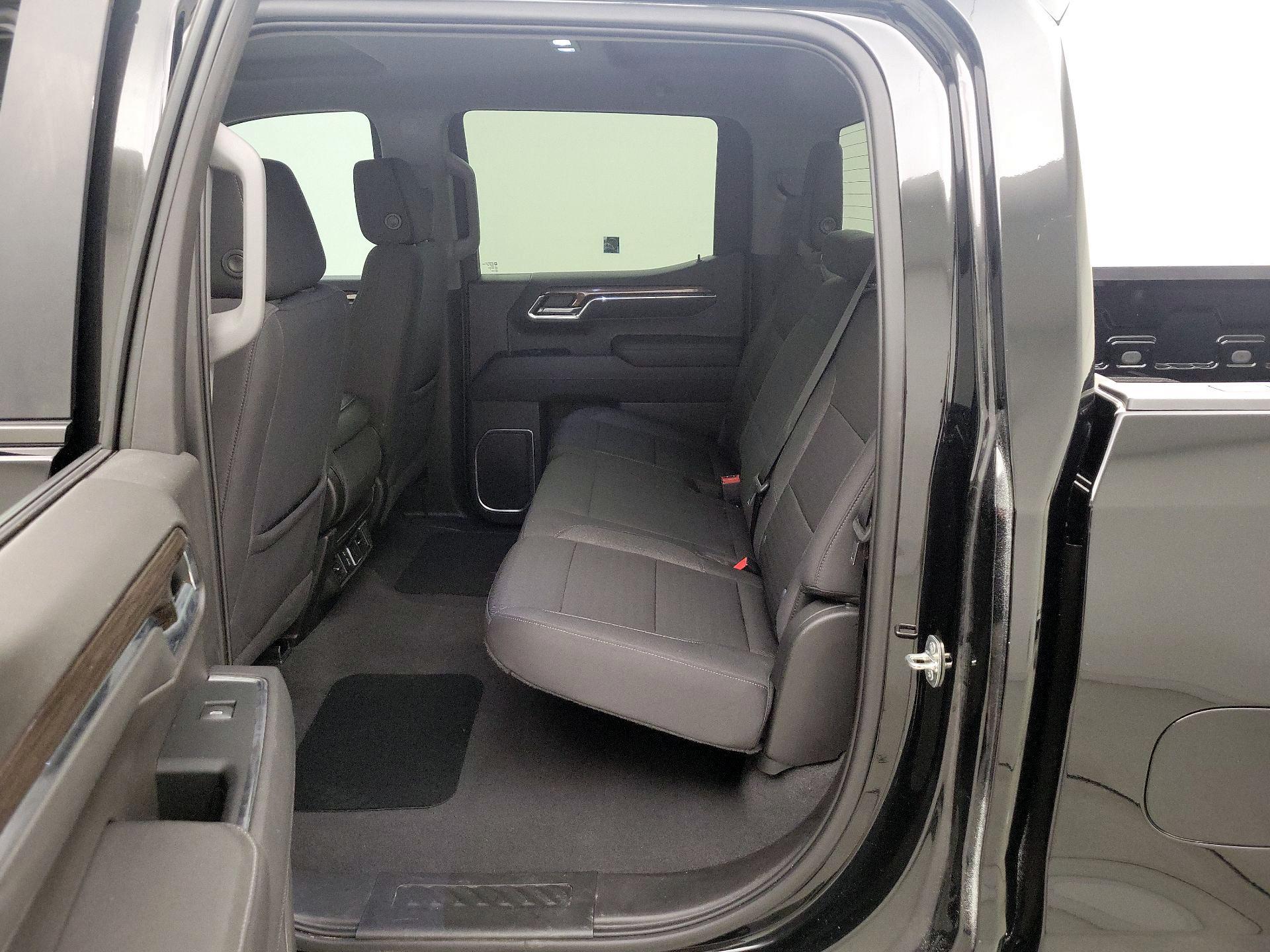 Thumbnail: 2023 Chevrolet Silverado 1500 - 19