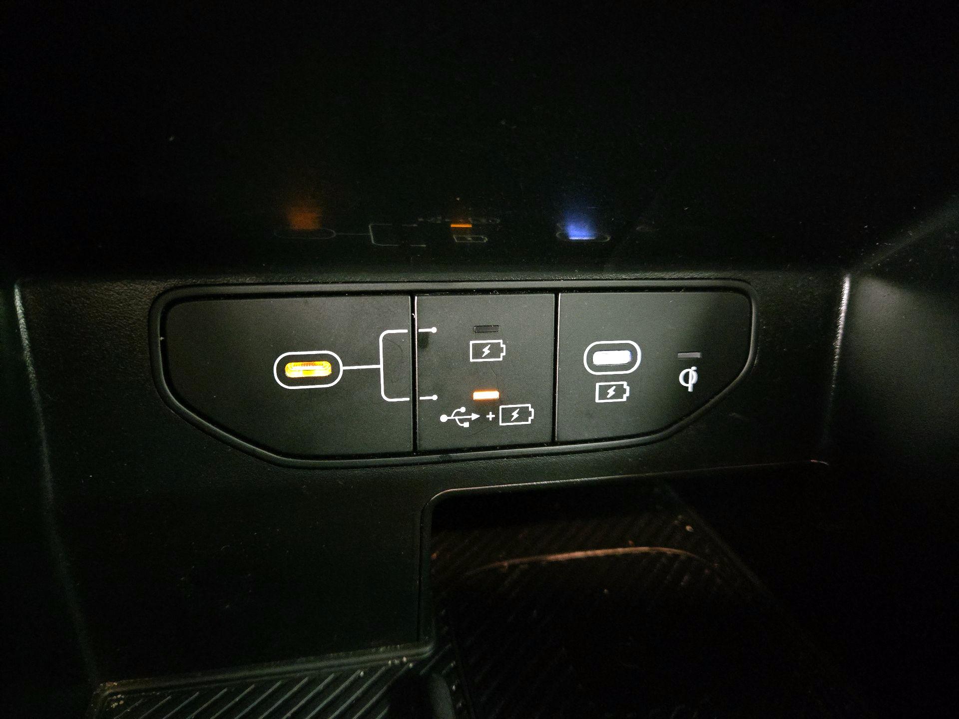 Thumbnail: 2024 Kia Sorento - 19