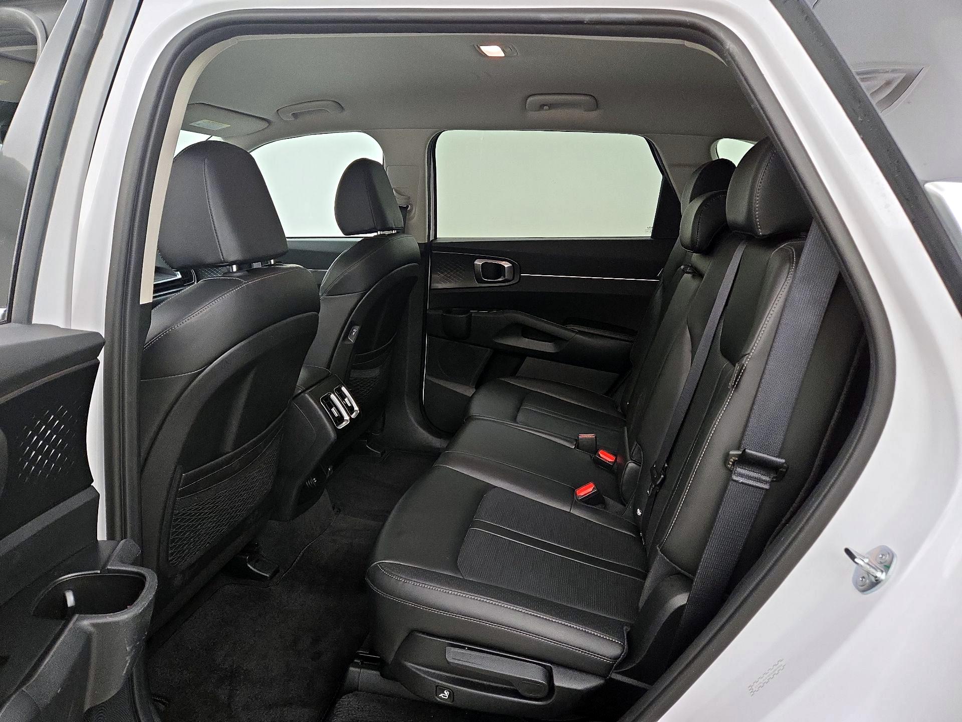 Thumbnail: 2024 Kia Sorento - 20