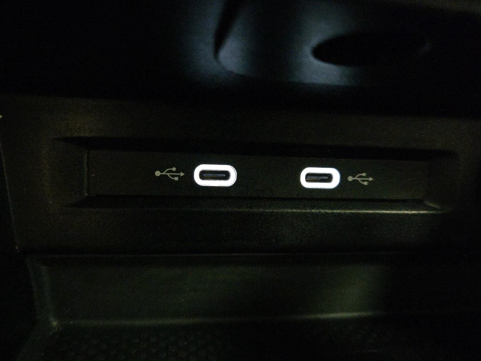 Thumbnail: 2024 Volkswagen Tiguan - 18