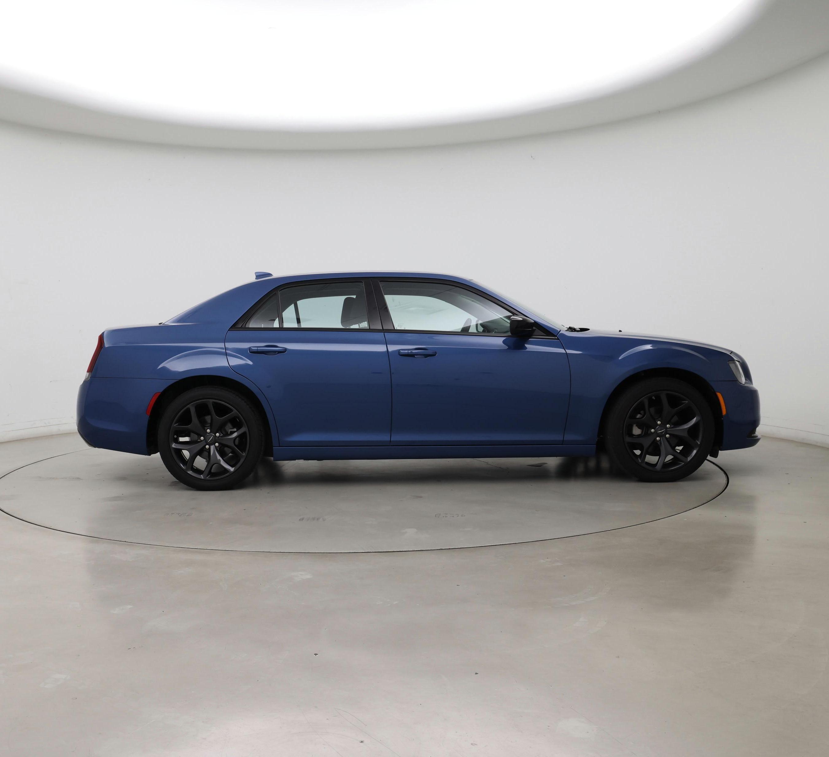 Thumbnail: 2023 Chrysler 300 - 7