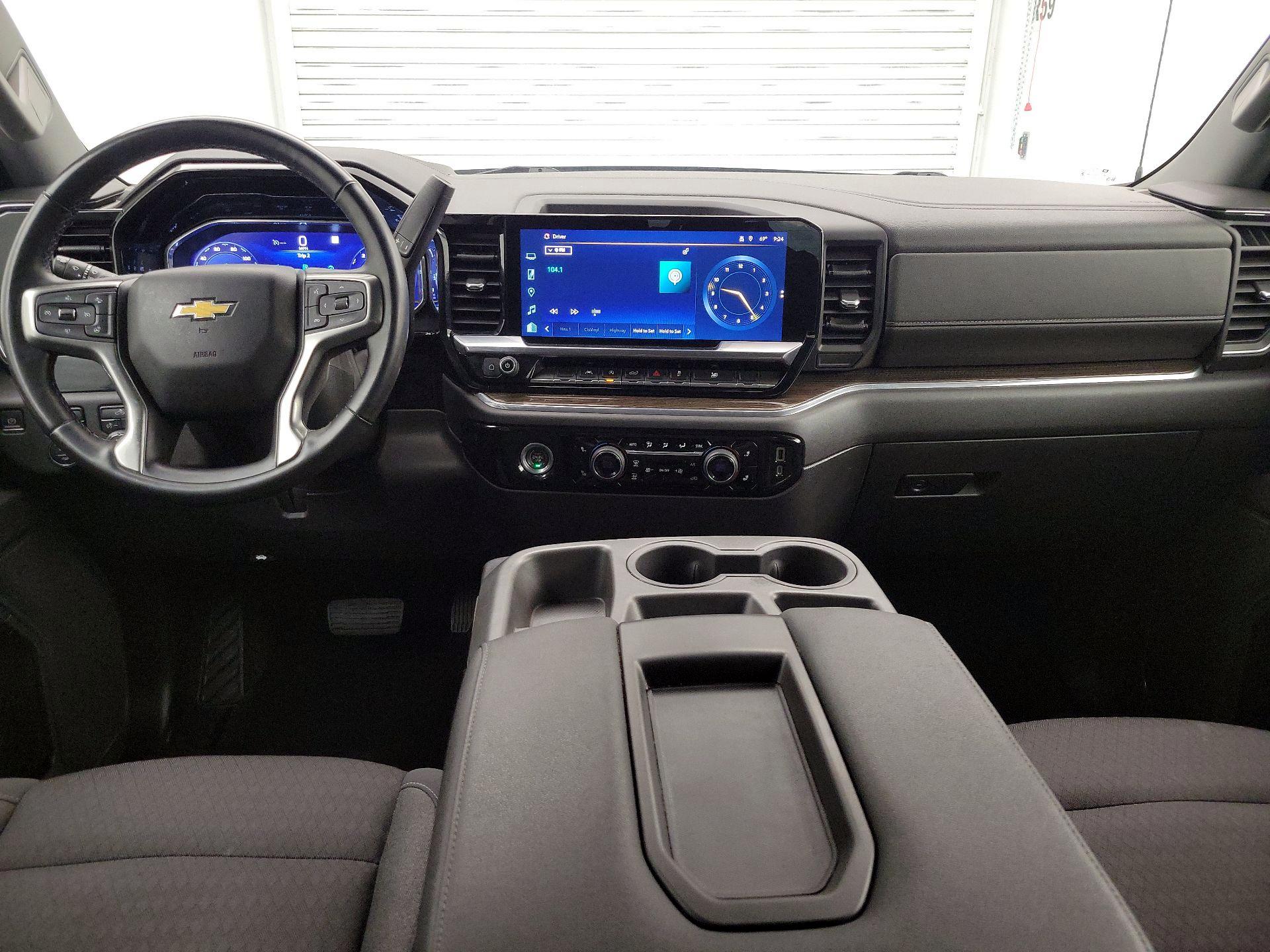 Thumbnail: 2023 Chevrolet Silverado 1500 - 9