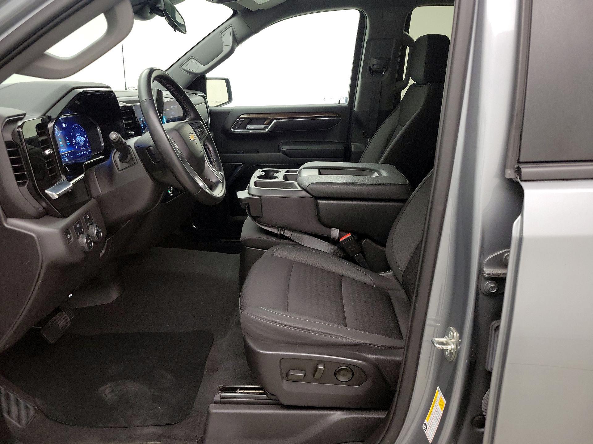 Thumbnail: 2023 Chevrolet Silverado 1500 - 11