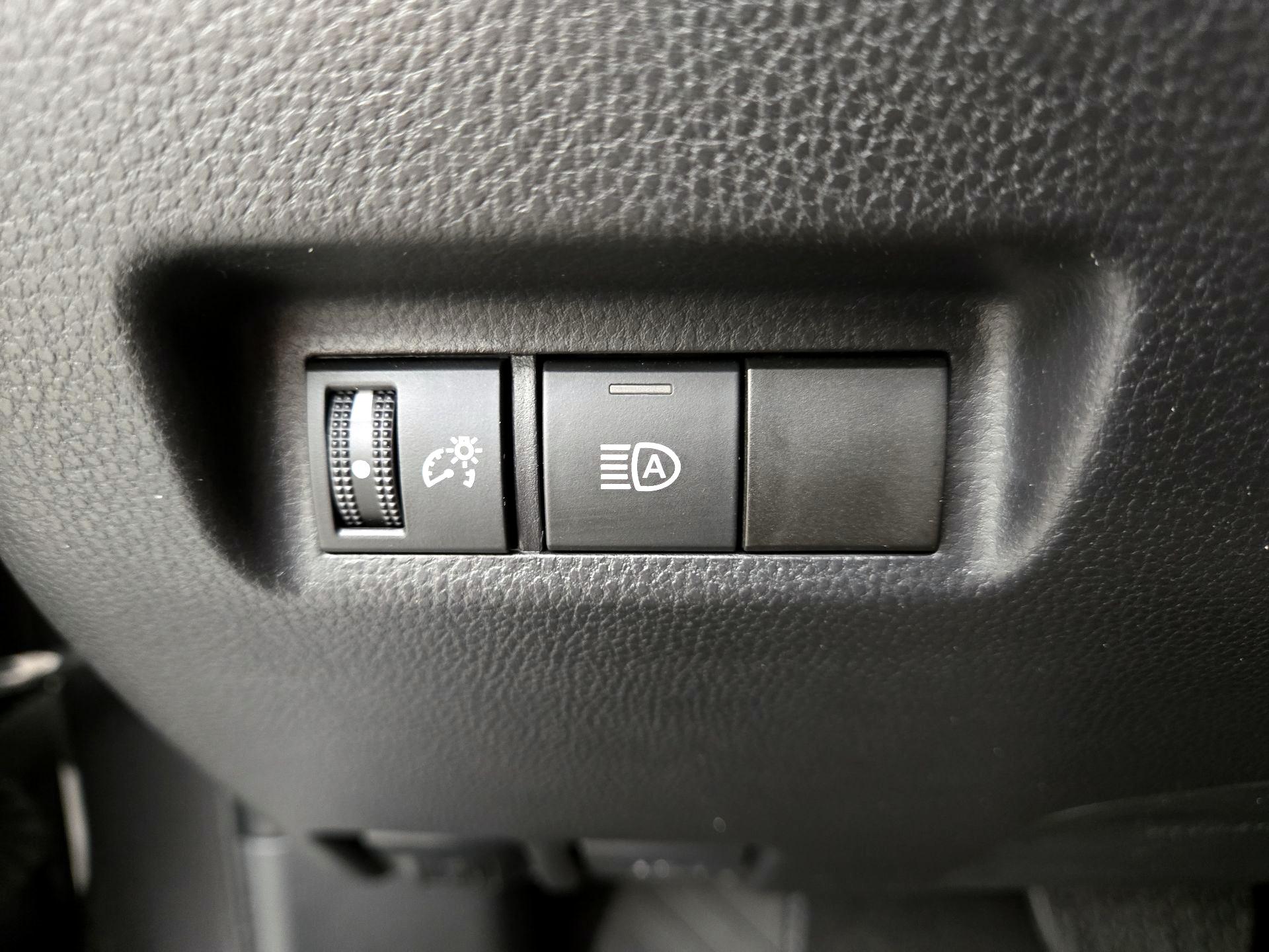 Thumbnail: 2025 Toyota RAV4 - 13