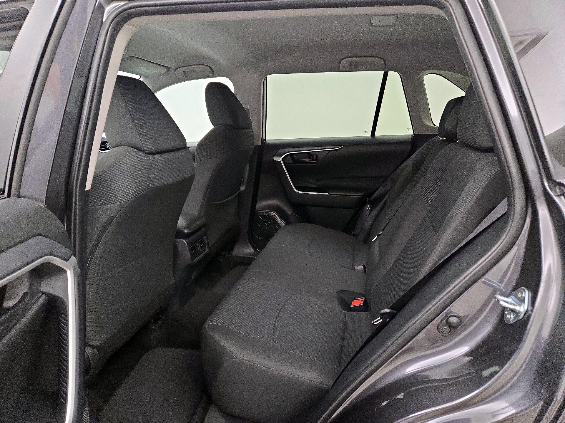 Thumbnail: 2025 Toyota RAV4 - 19