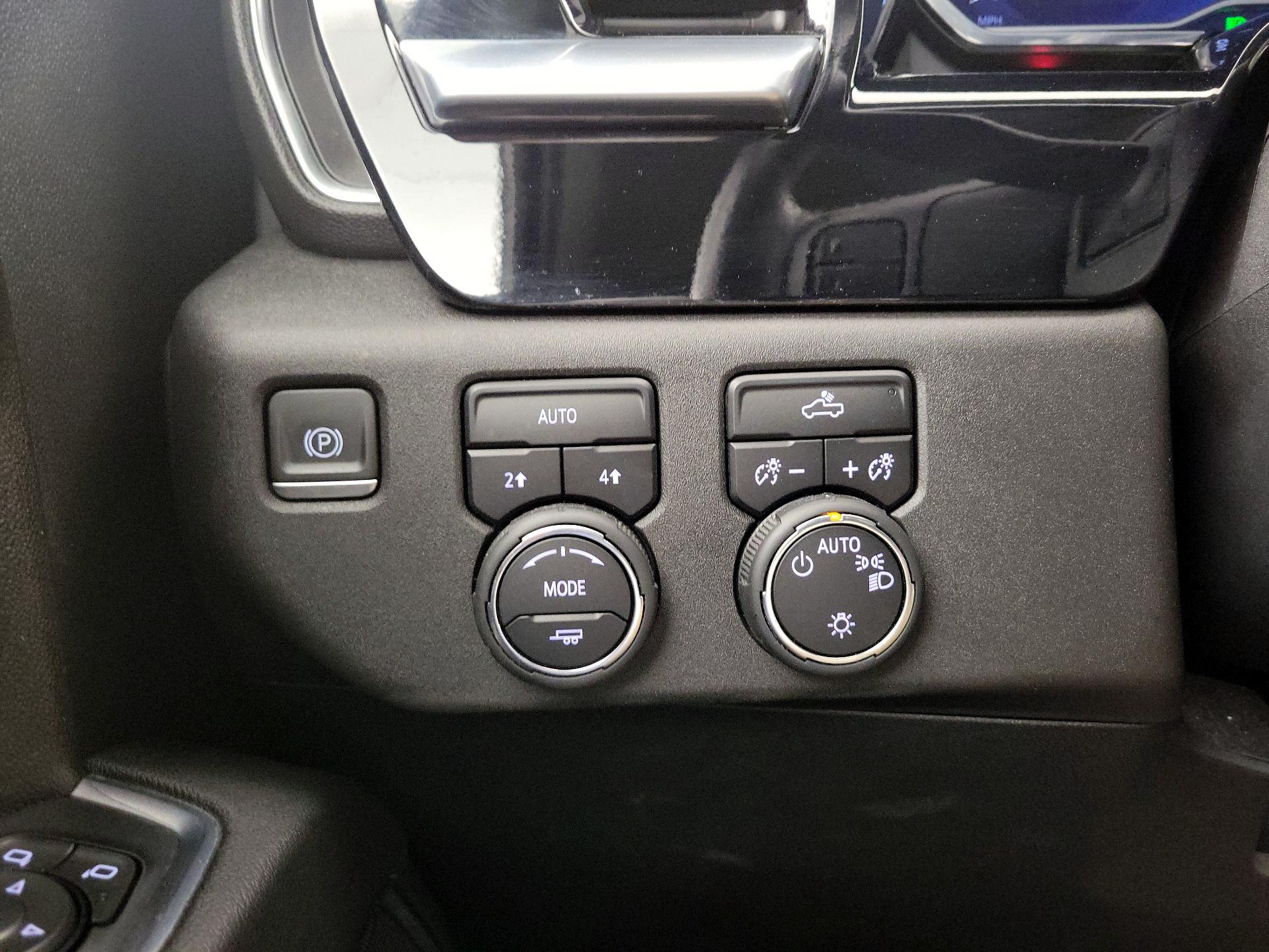 Thumbnail: 2023 Chevrolet Silverado 1500 - 13