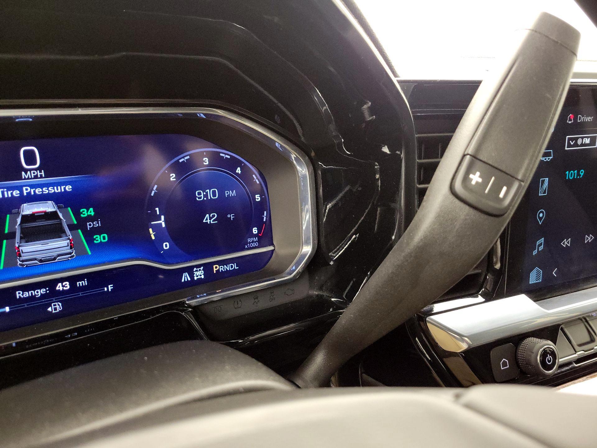 Thumbnail: 2023 Chevrolet Silverado 1500 - 17