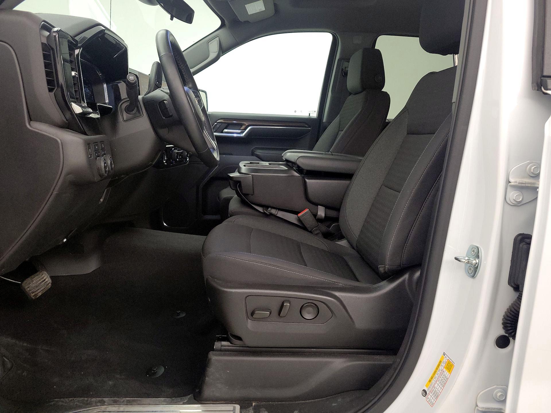 Thumbnail: 2023 Chevrolet Silverado 1500 - 11