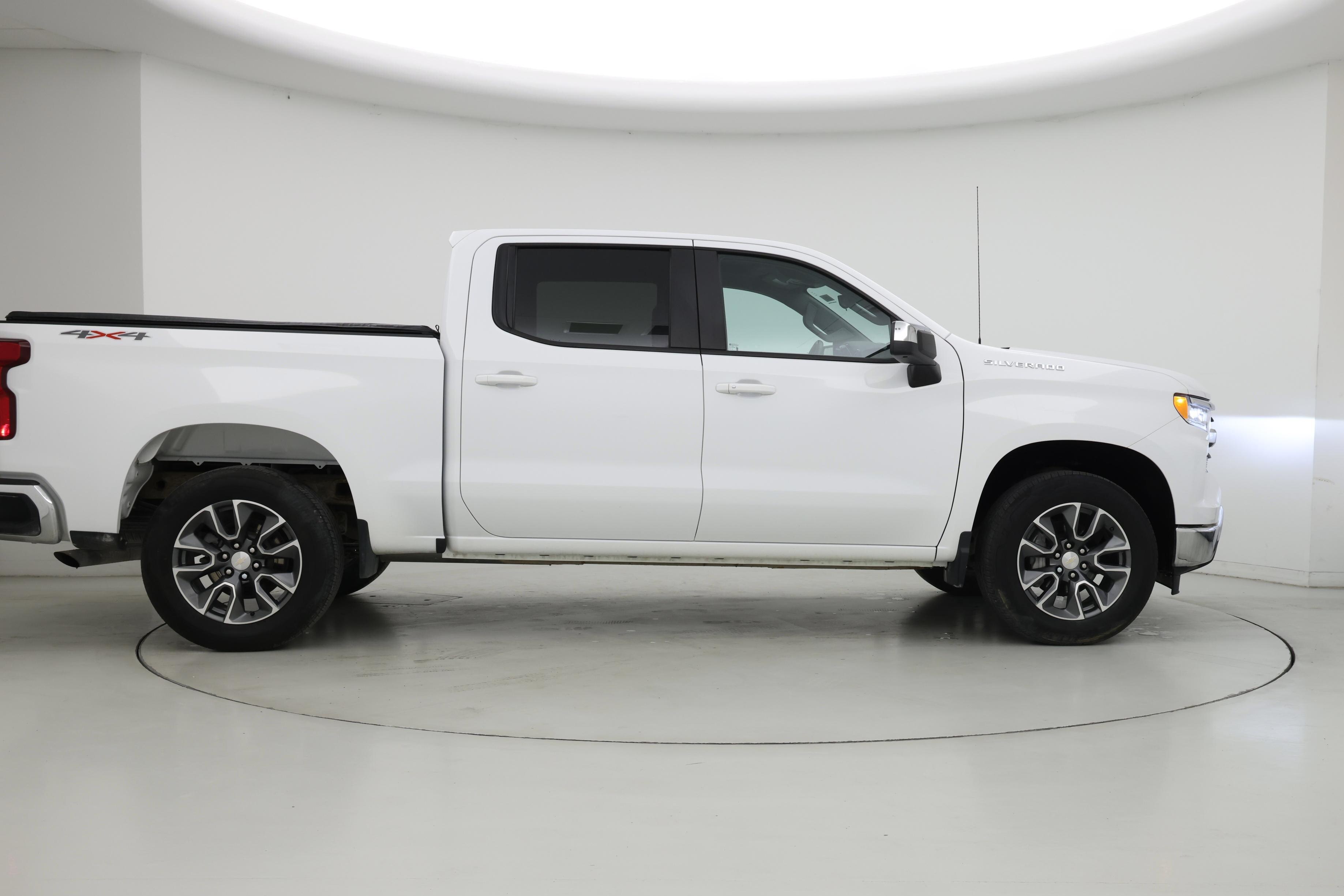 Thumbnail: 2023 Chevrolet Silverado 1500 - 7