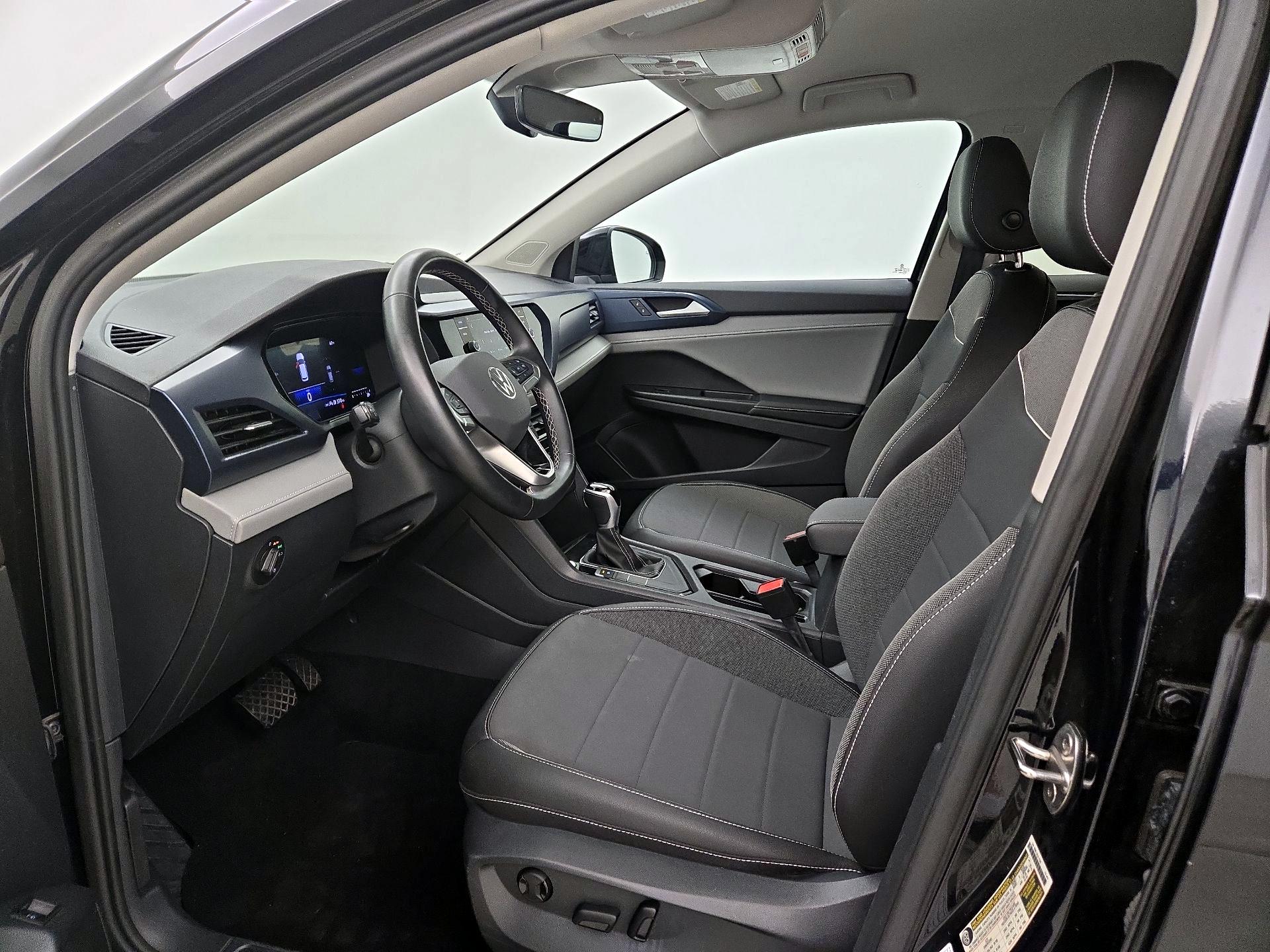 Thumbnail: 2024 Volkswagen Taos - 11