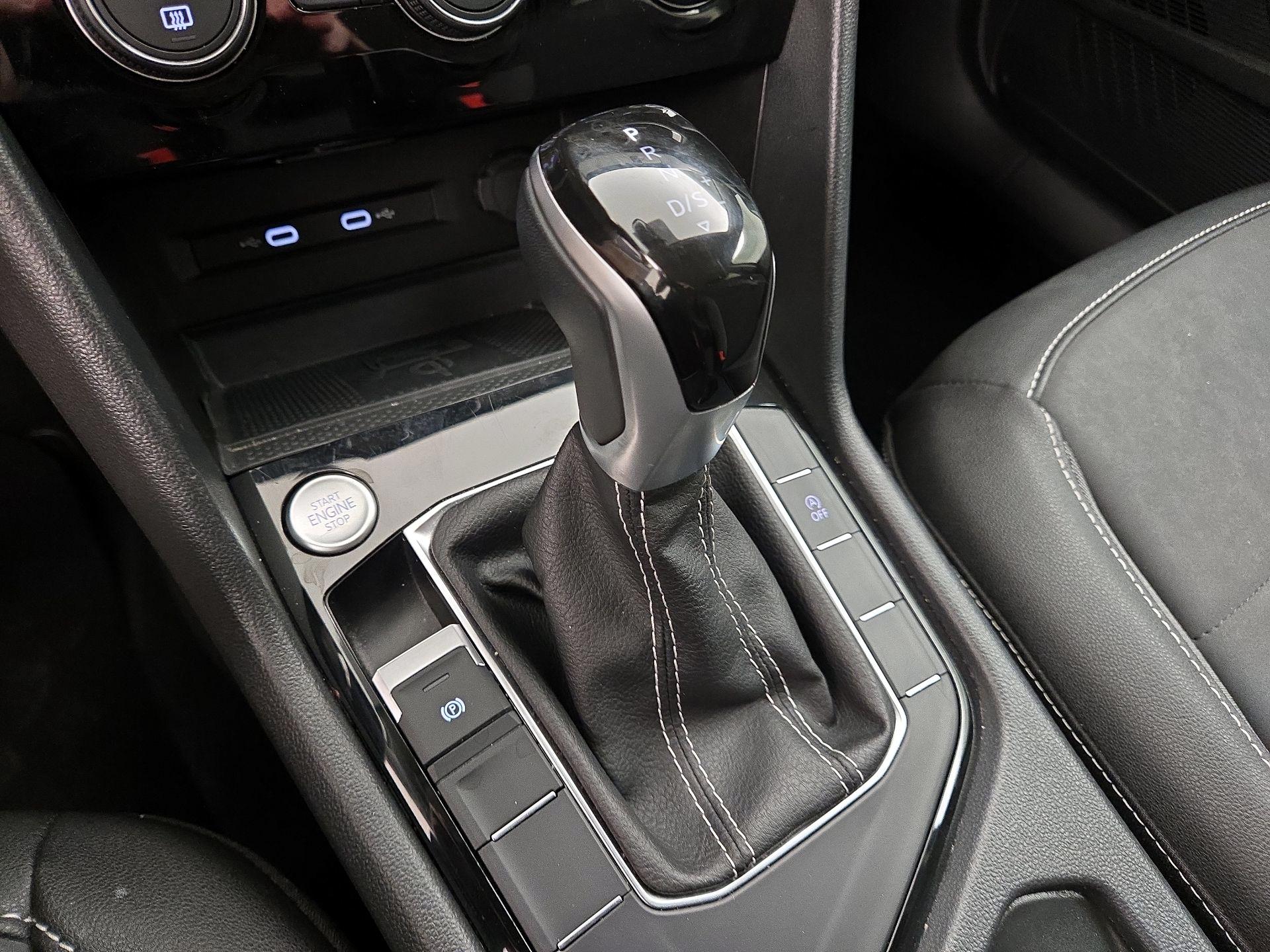 Thumbnail: 2024 Volkswagen Taos - 17