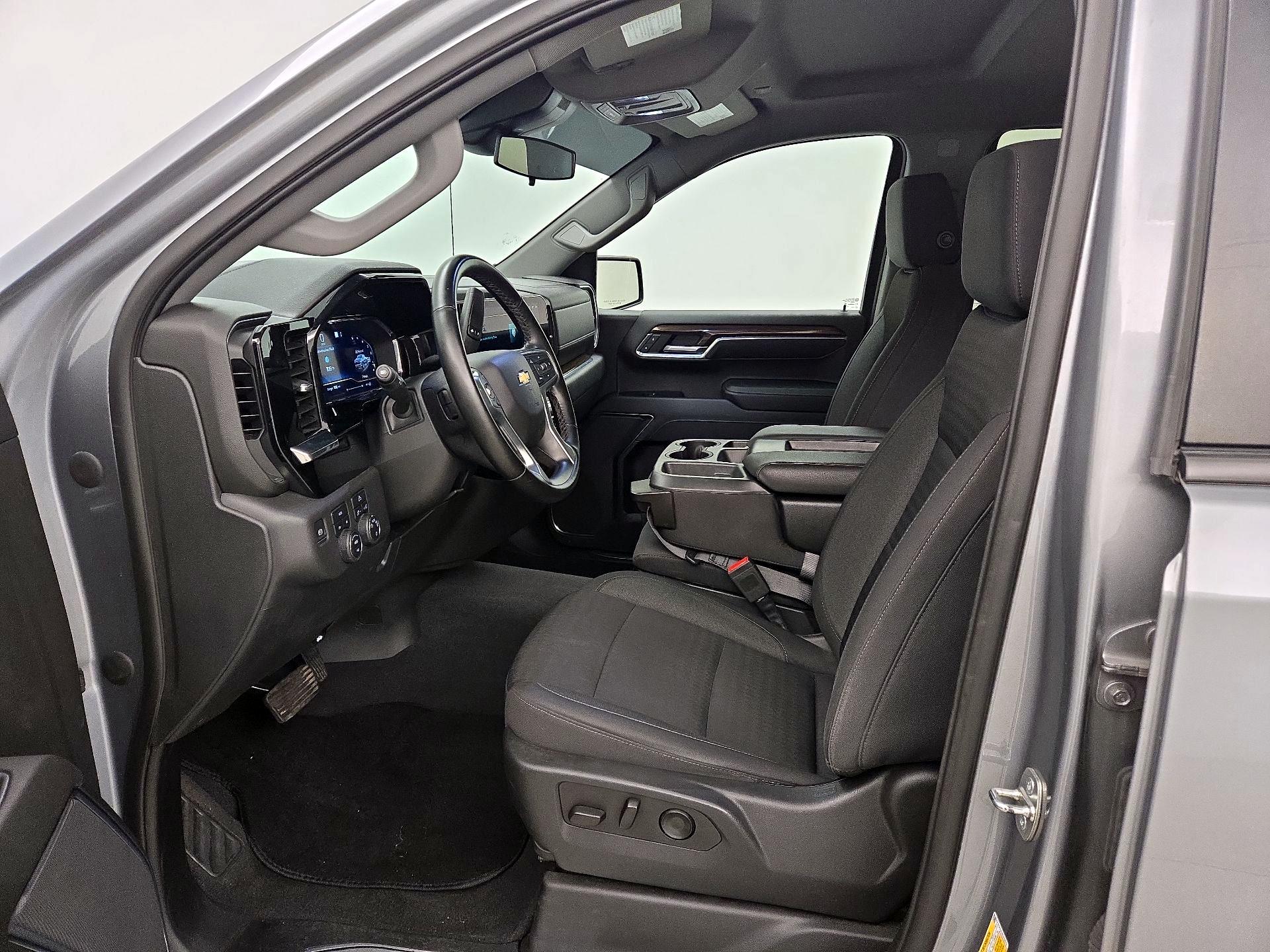 Thumbnail: 2023 Chevrolet Silverado 1500 - 11