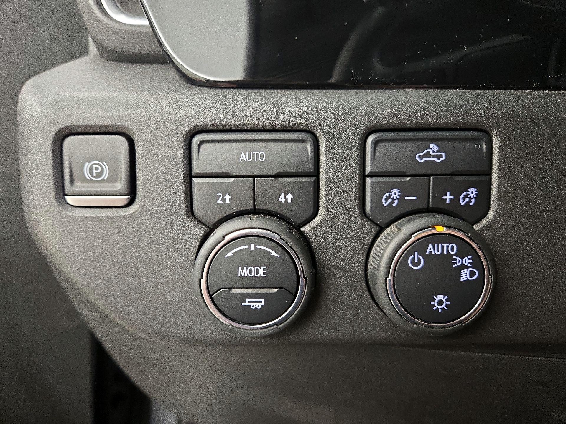 Thumbnail: 2023 Chevrolet Silverado 1500 - 13