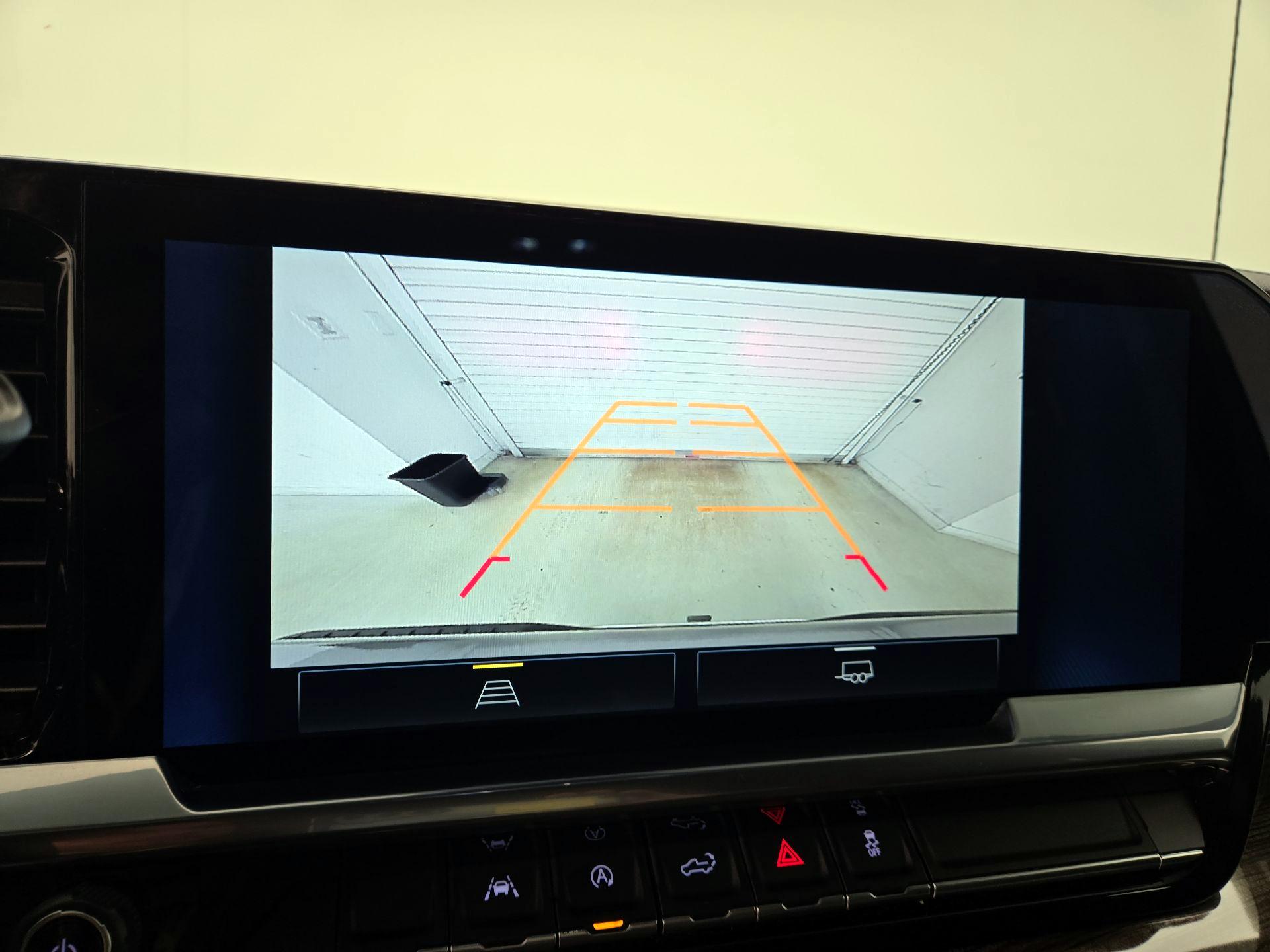 Thumbnail: 2023 Chevrolet Silverado 1500 - 14