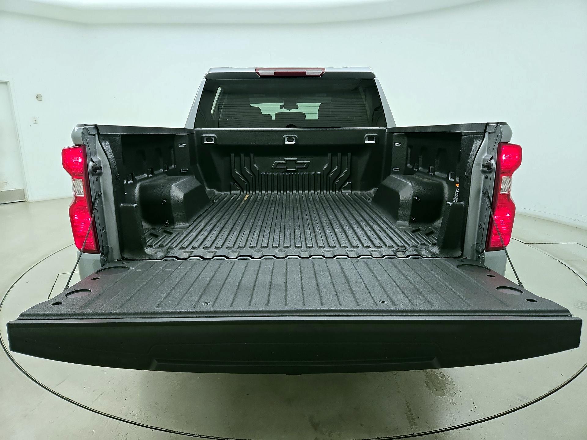 Thumbnail: 2023 Chevrolet Silverado 1500 - 20