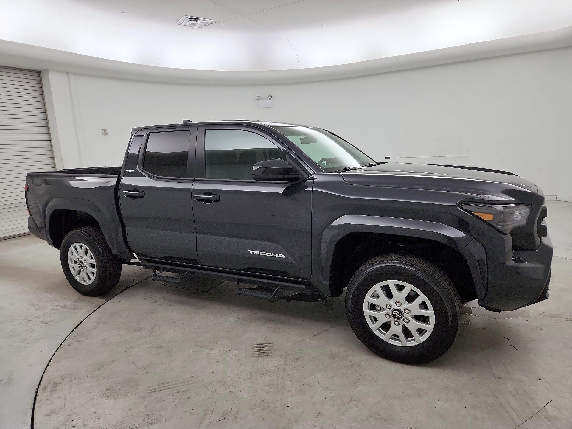 Thumbnail: 2025 Toyota Tacoma - 4