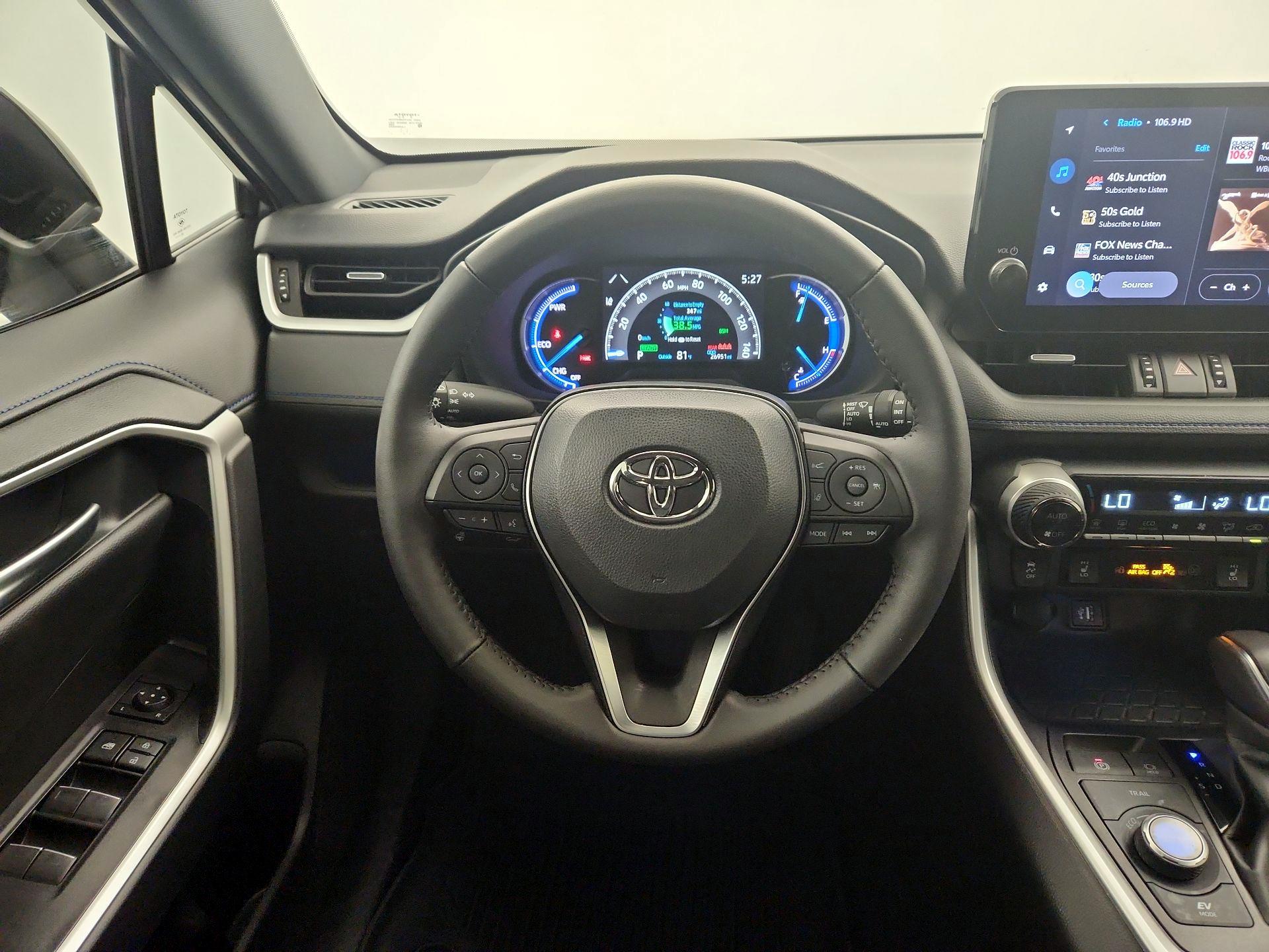 Thumbnail: 2024 Toyota RAV4 - 10