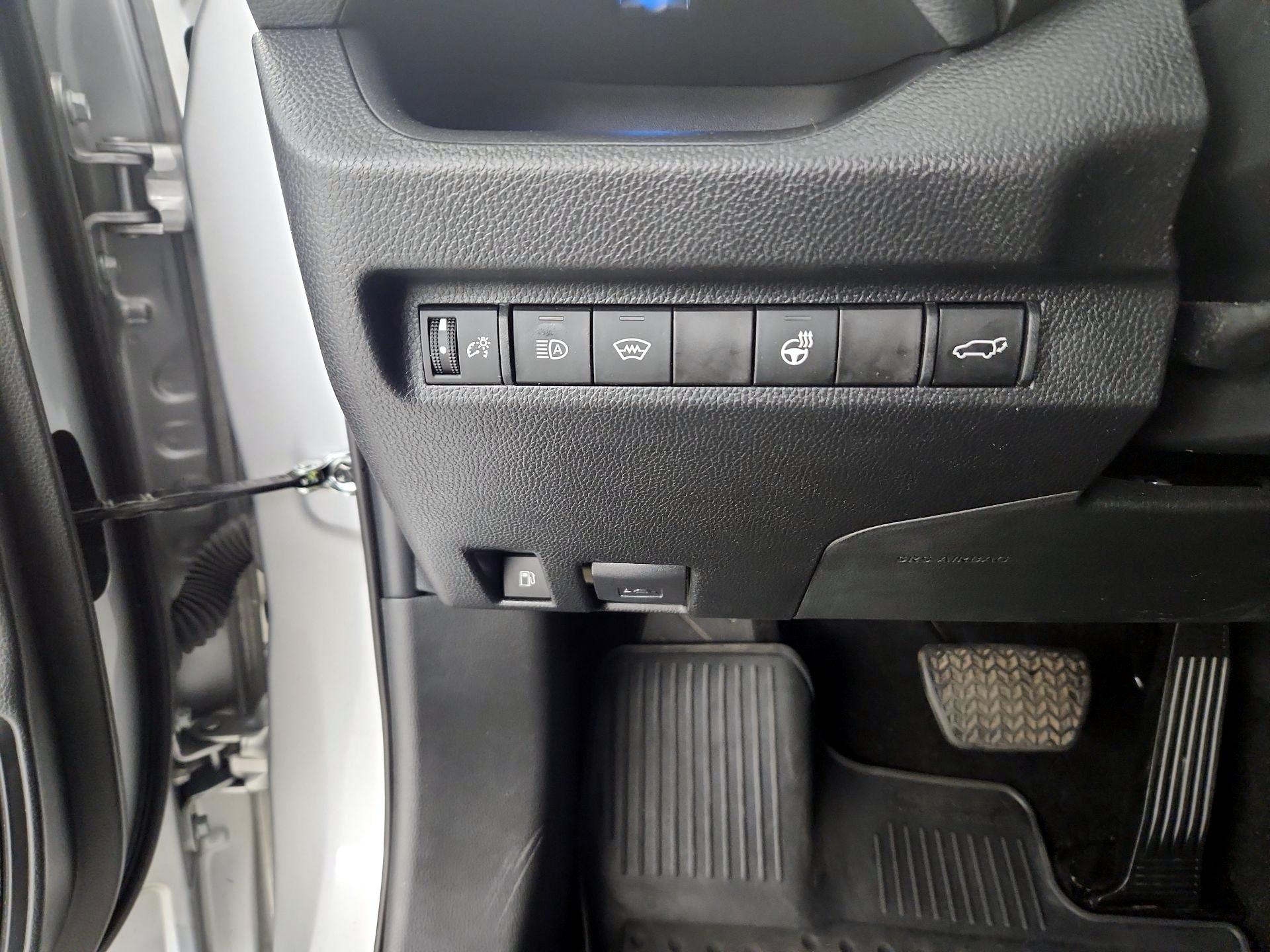 Thumbnail: 2024 Toyota RAV4 - 13