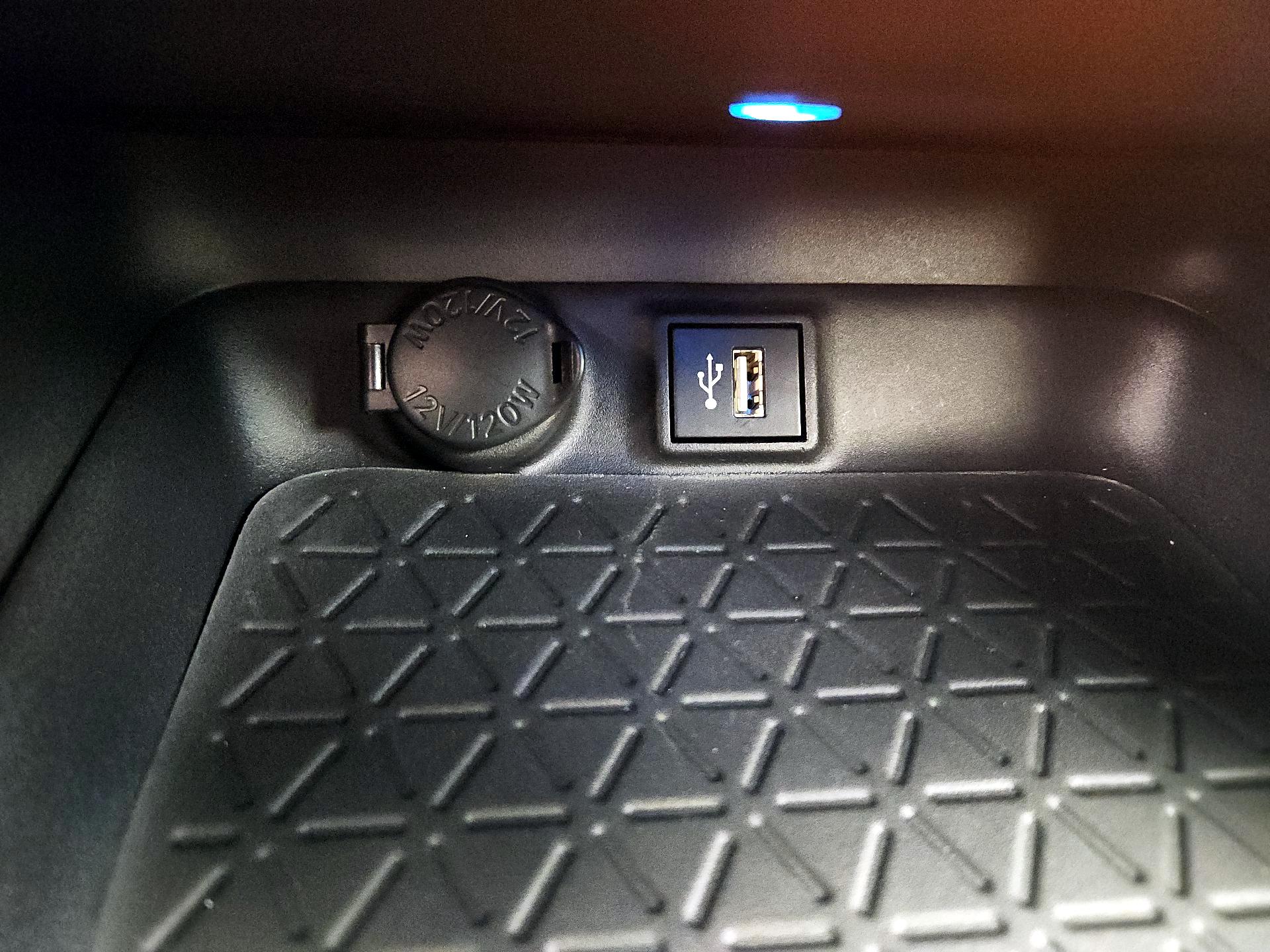 Thumbnail: 2024 Toyota RAV4 - 18