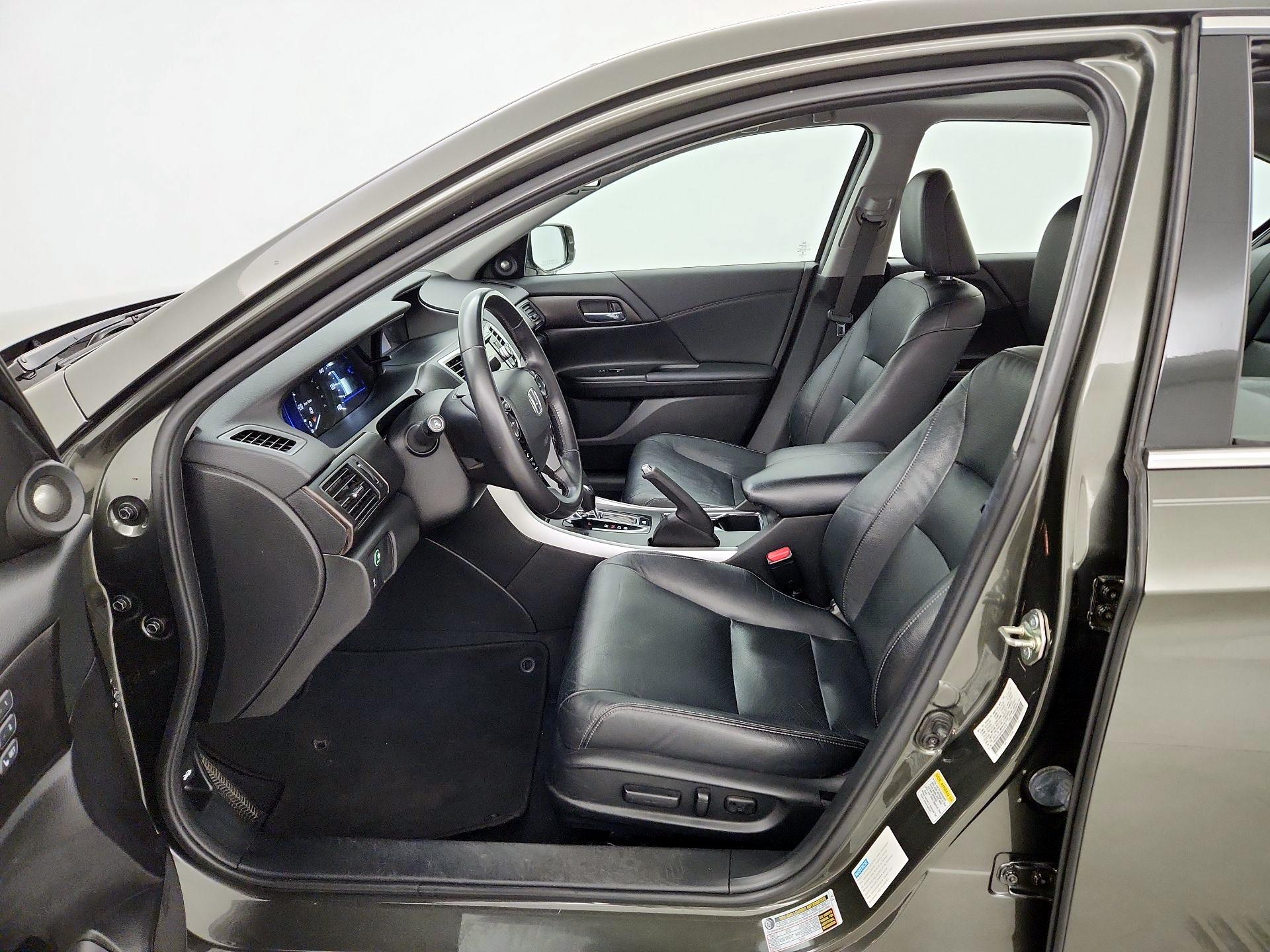 Thumbnail: 2015 Honda Accord - 11