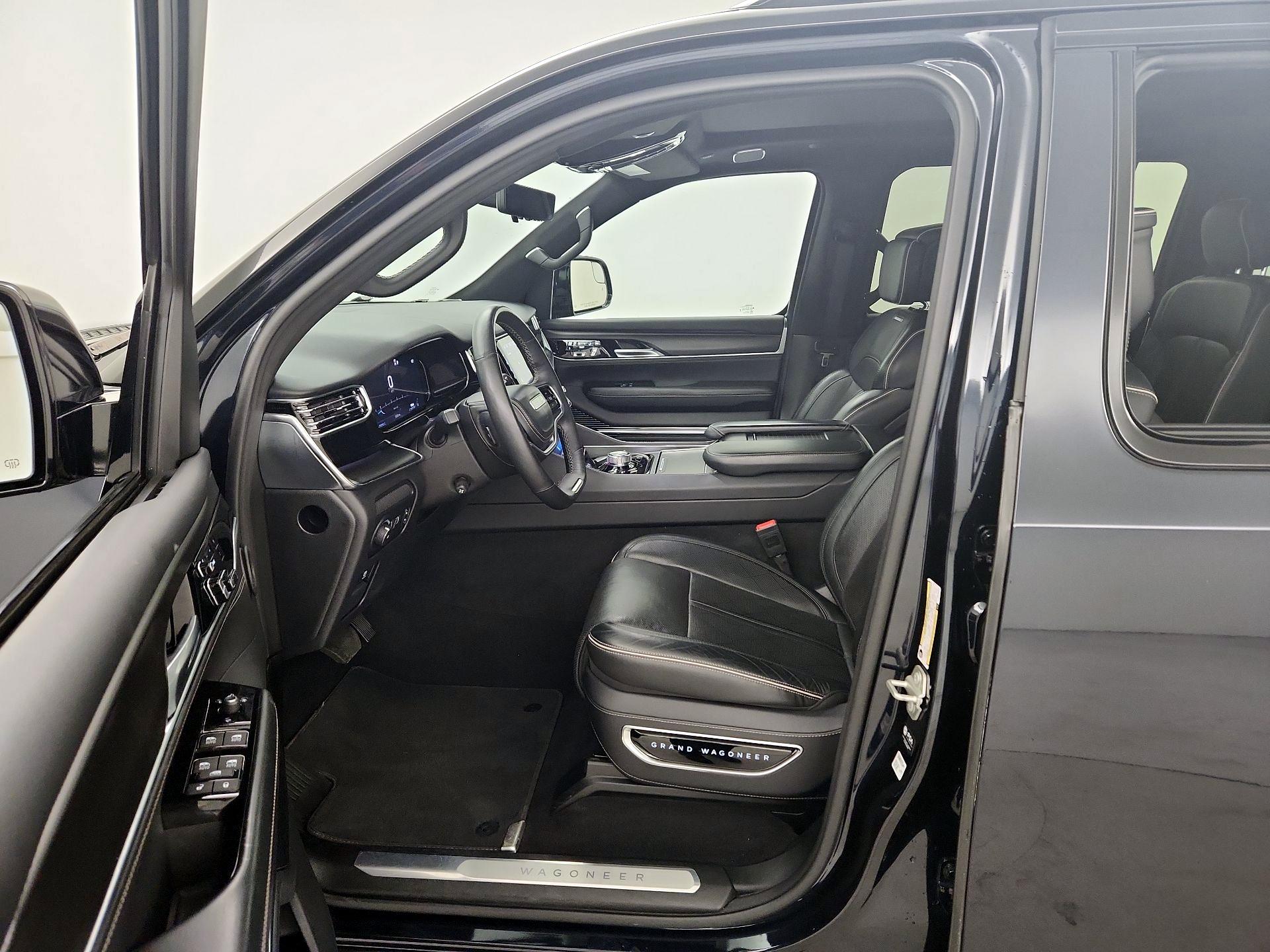 Thumbnail: 2024 Jeep Grand Wagoneer L - 11