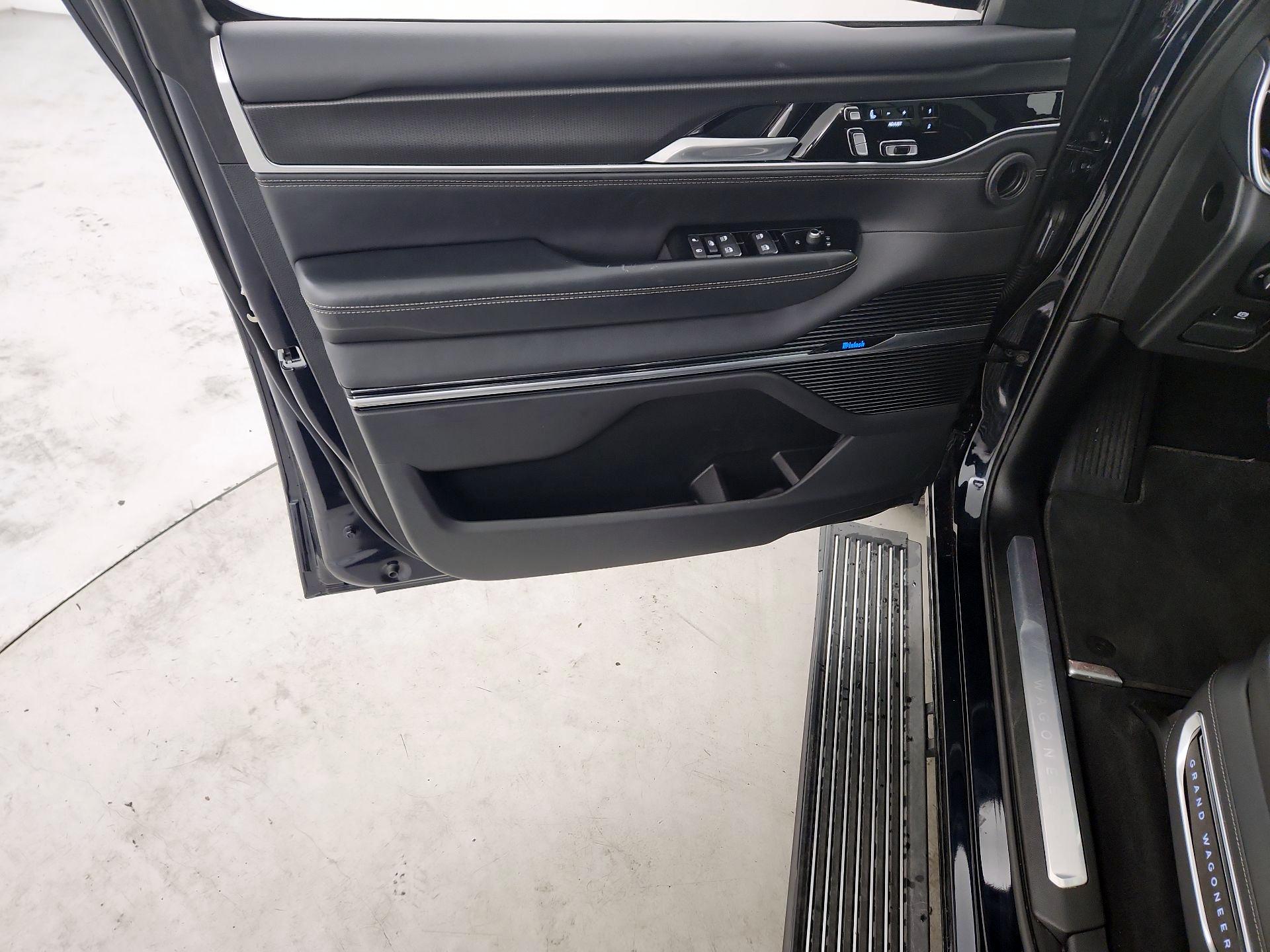 Thumbnail: 2024 Jeep Grand Wagoneer L - 12